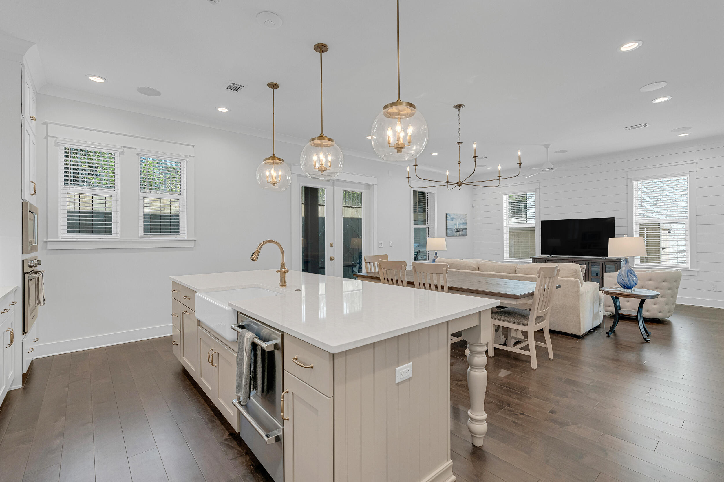 RIDGEWALK - Residential