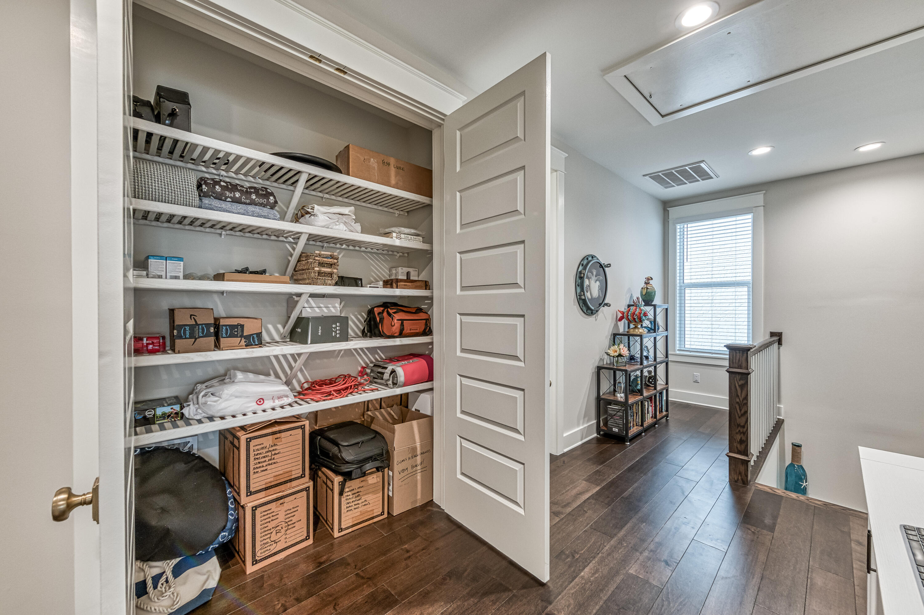 RIDGEWALK - Residential