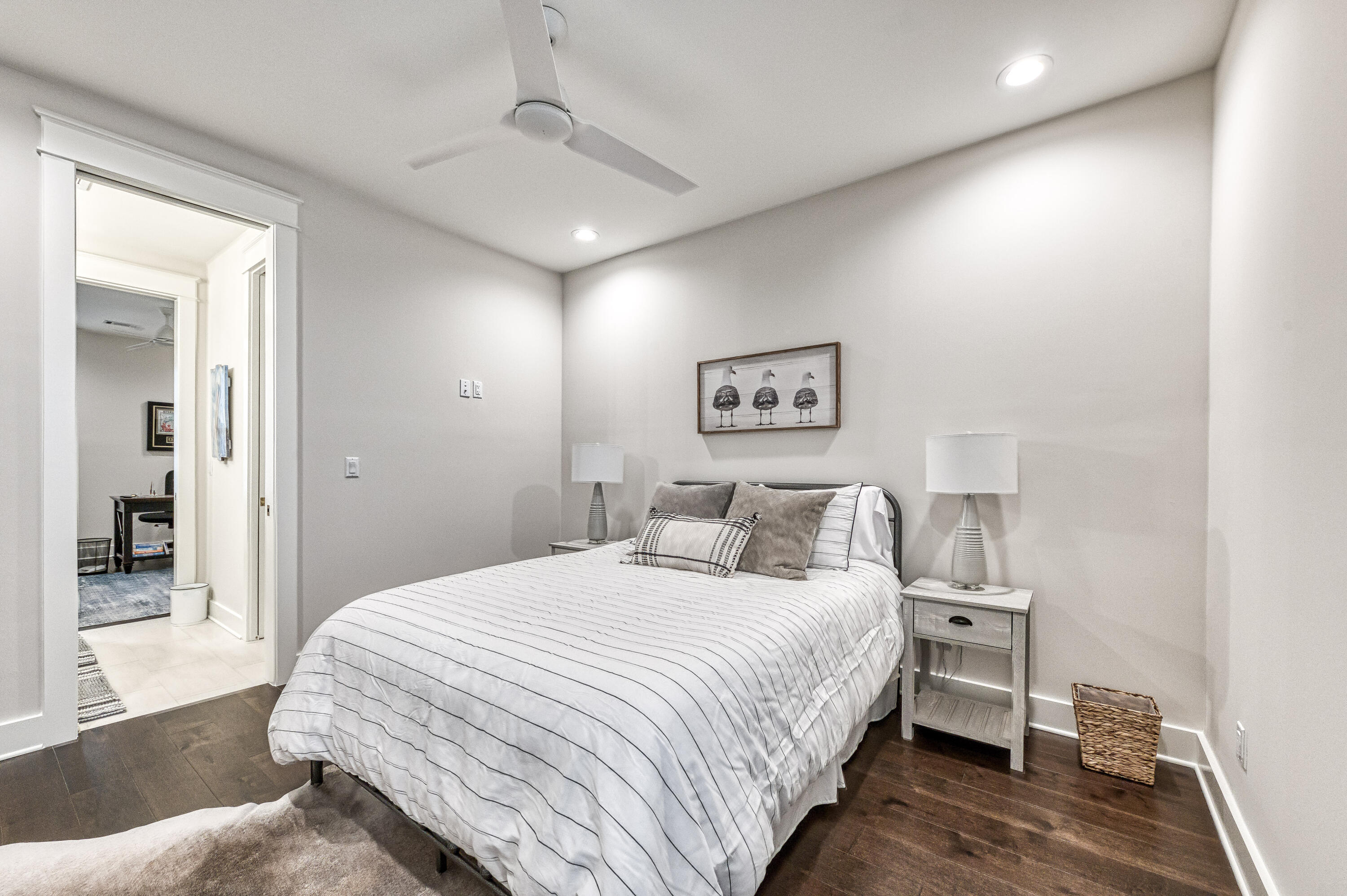 RIDGEWALK - Residential