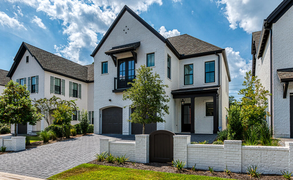 RIDGEWALK - Residential