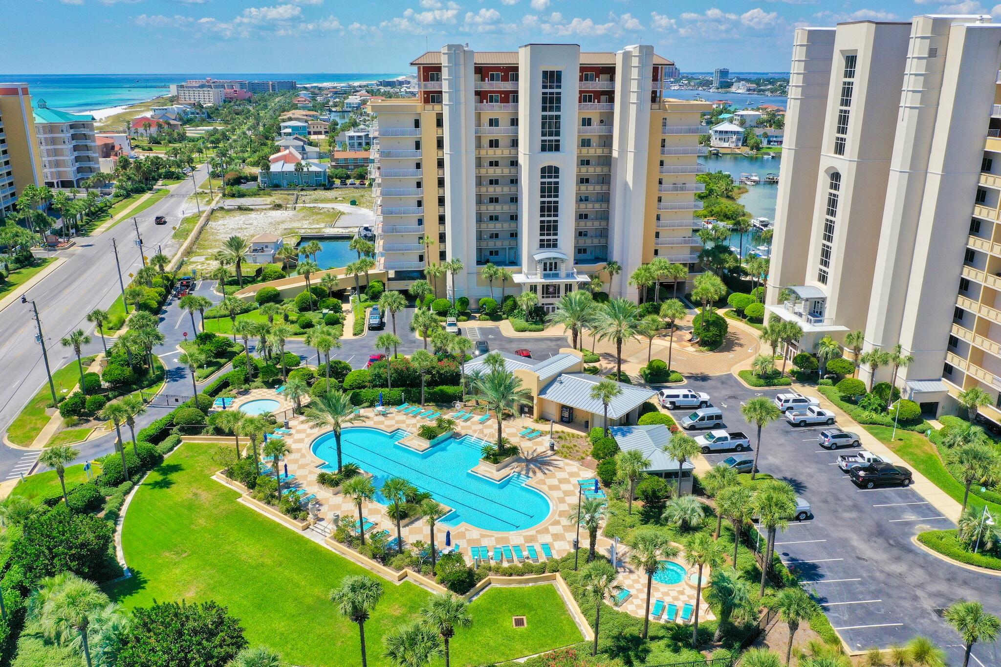 HARBOR LANDING - Residential