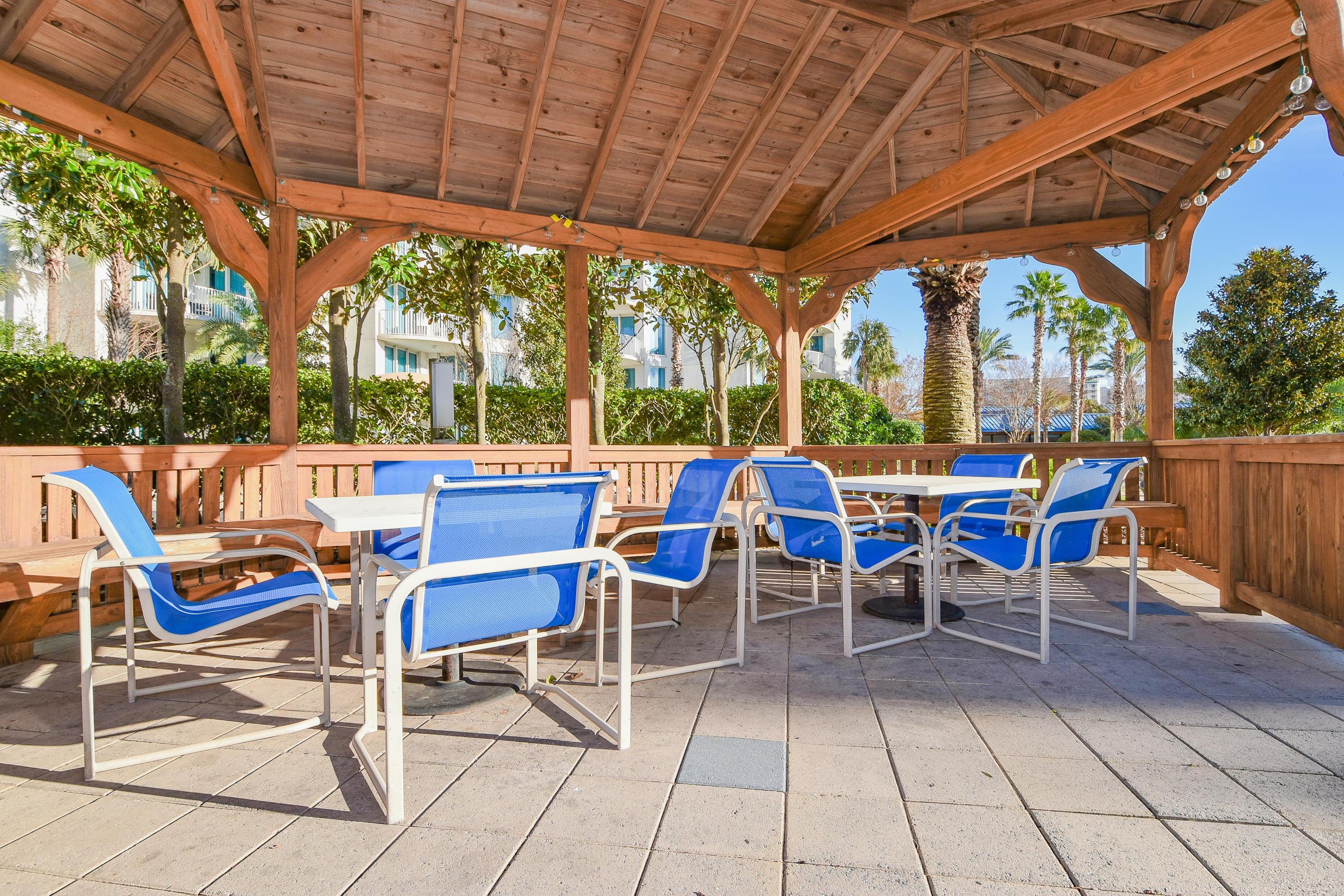 THE PALMS OF DESTIN - Residential