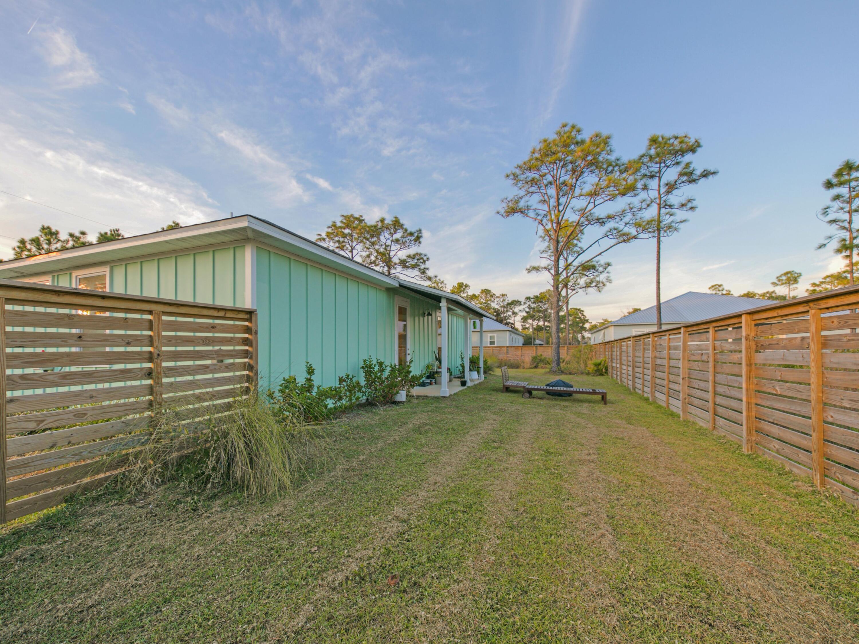 SHELTER COVE ESTATES - Residential Lease