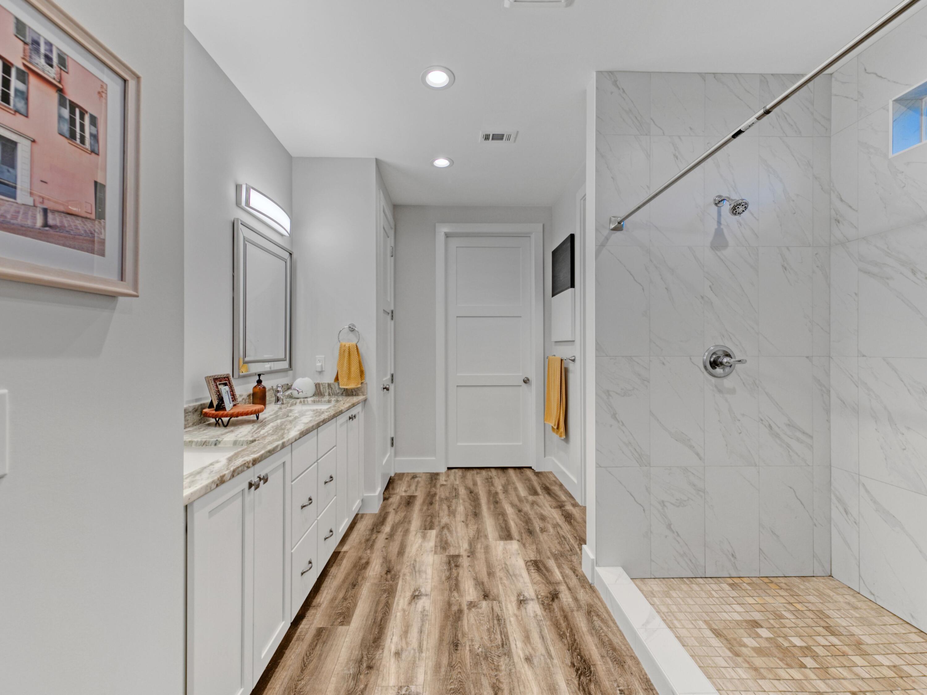 SHELTER COVE ESTATES - Residential Lease