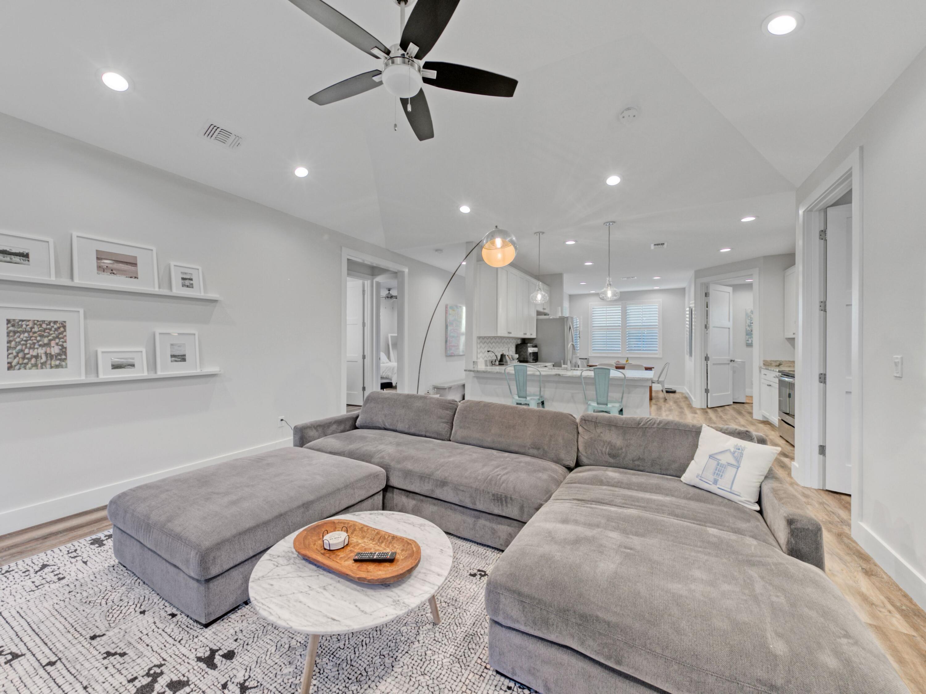 SHELTER COVE ESTATES - Residential Lease
