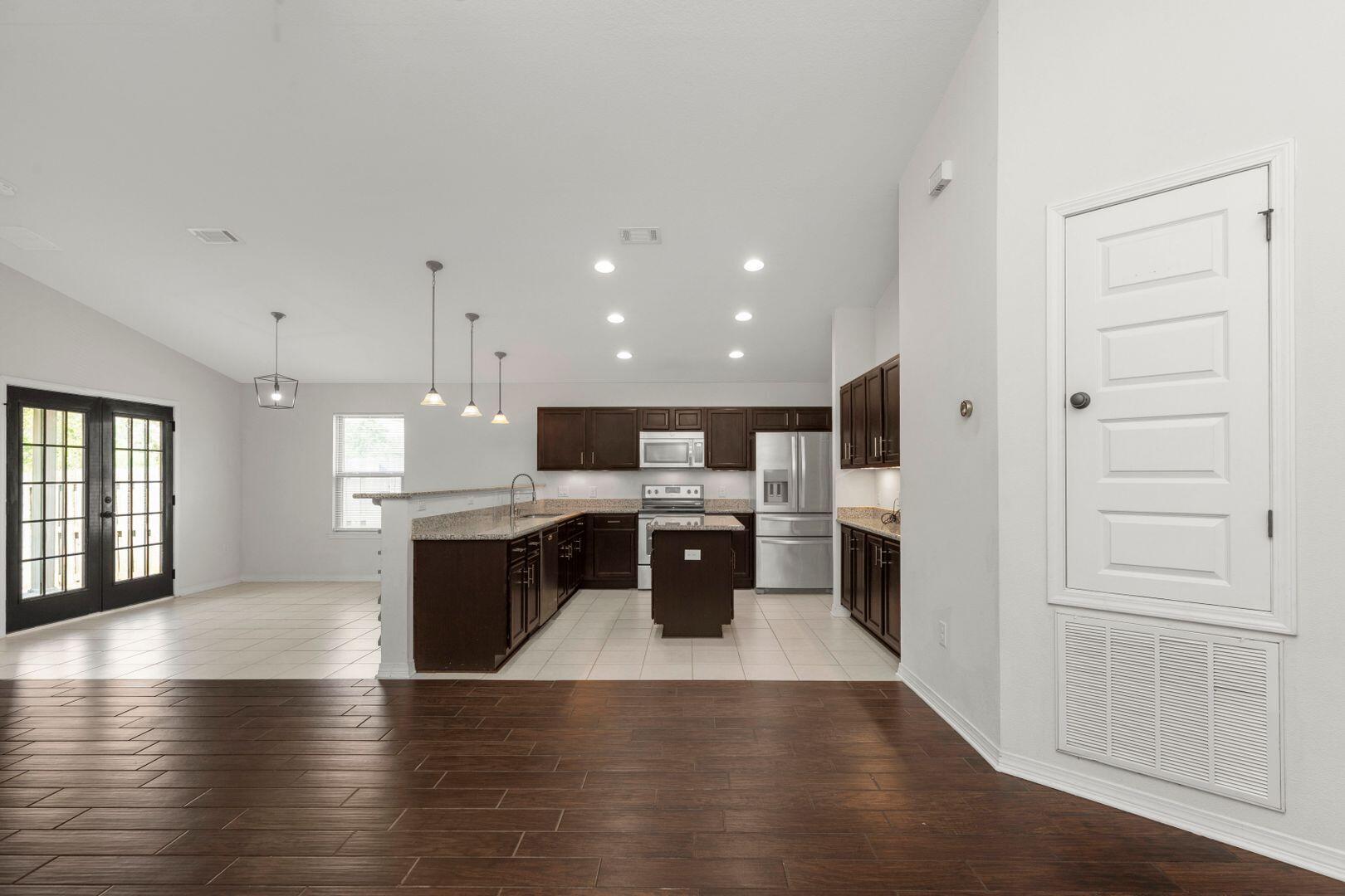 DUNCAN RIDGE FIRST ADDITION - Residential Lease