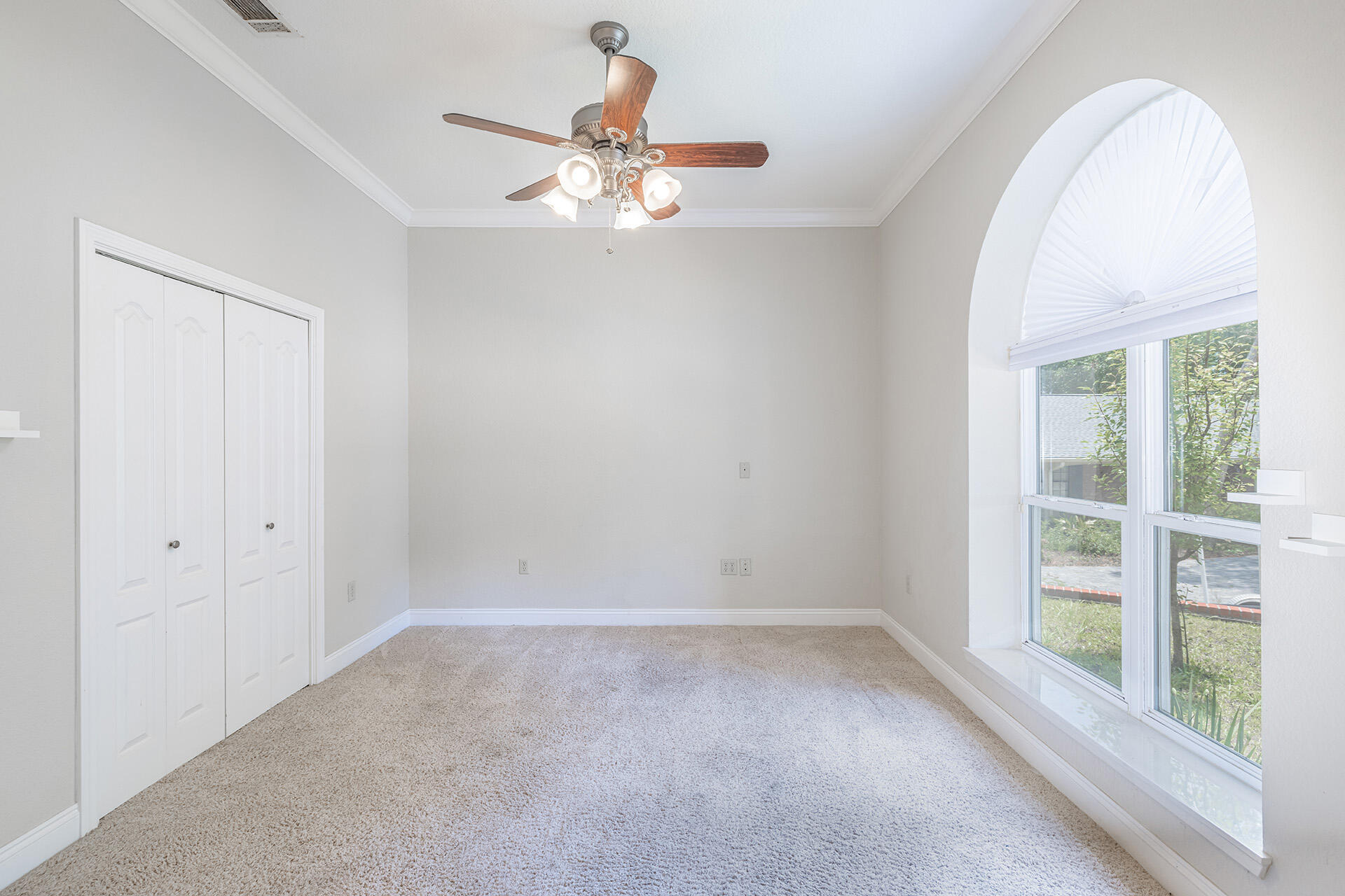 EDGEWATER VILLAGE - Residential