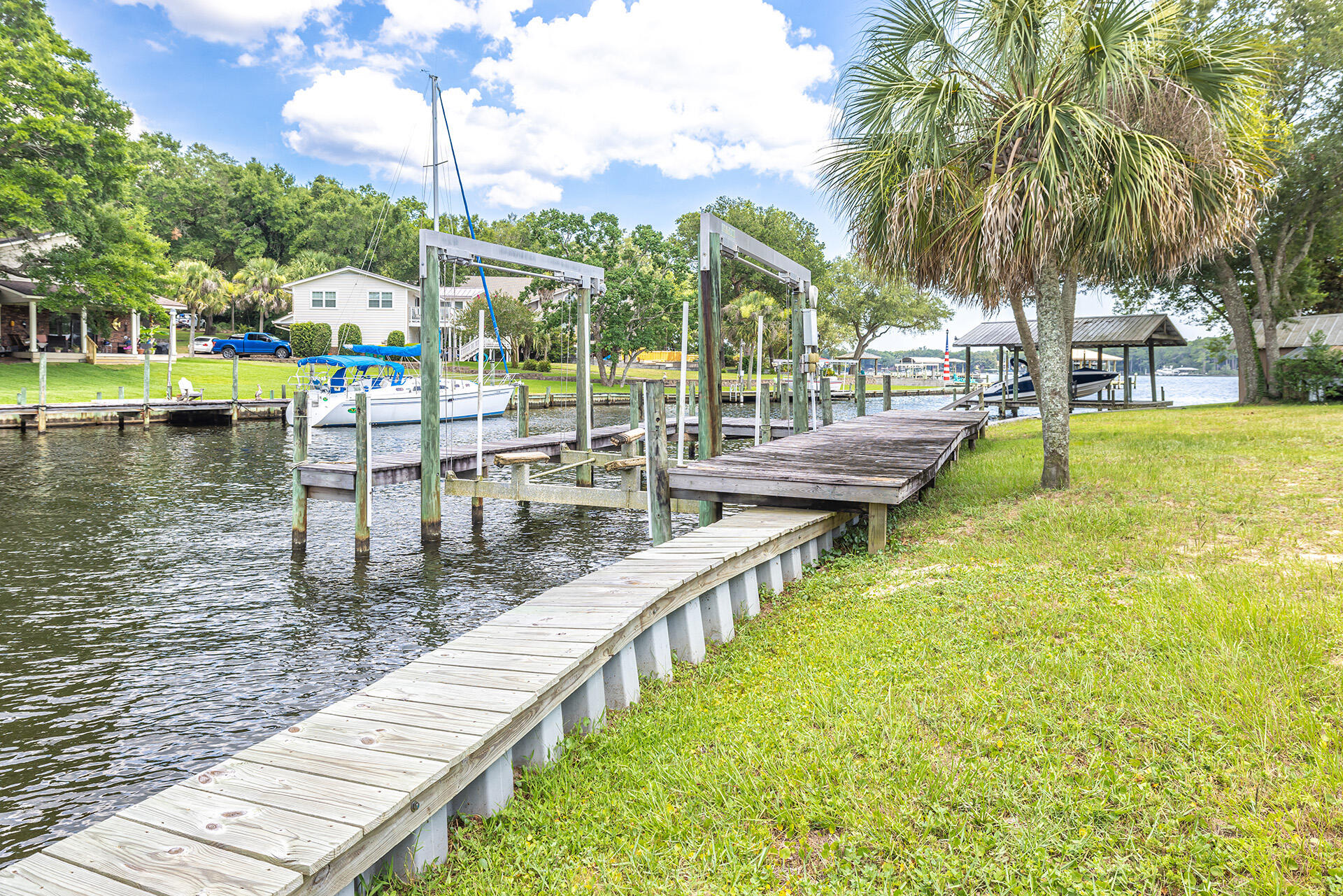 EDGEWATER VILLAGE - Residential
