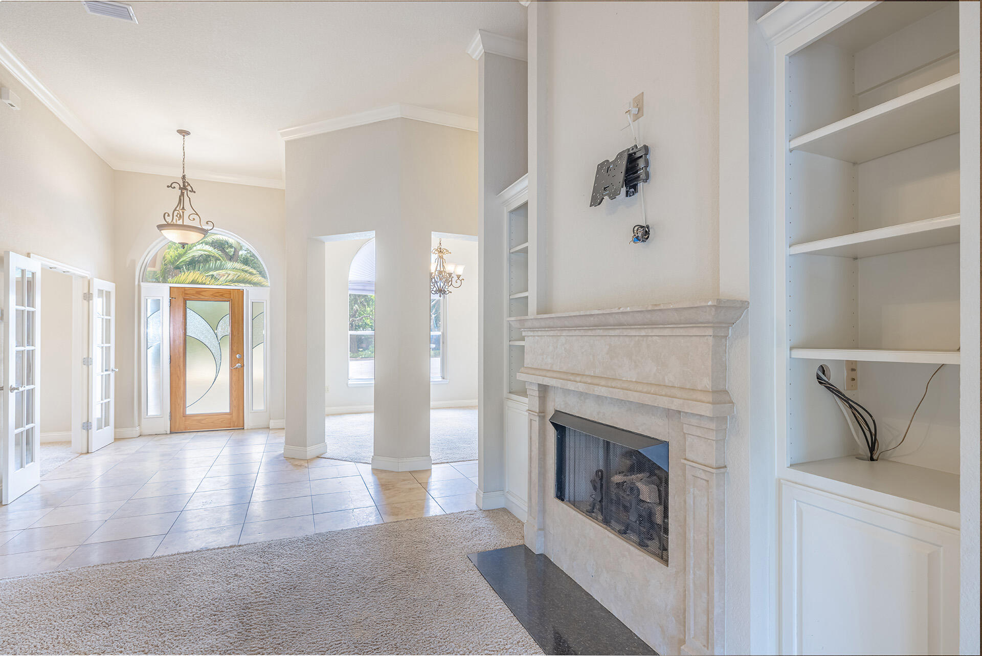 EDGEWATER VILLAGE - Residential