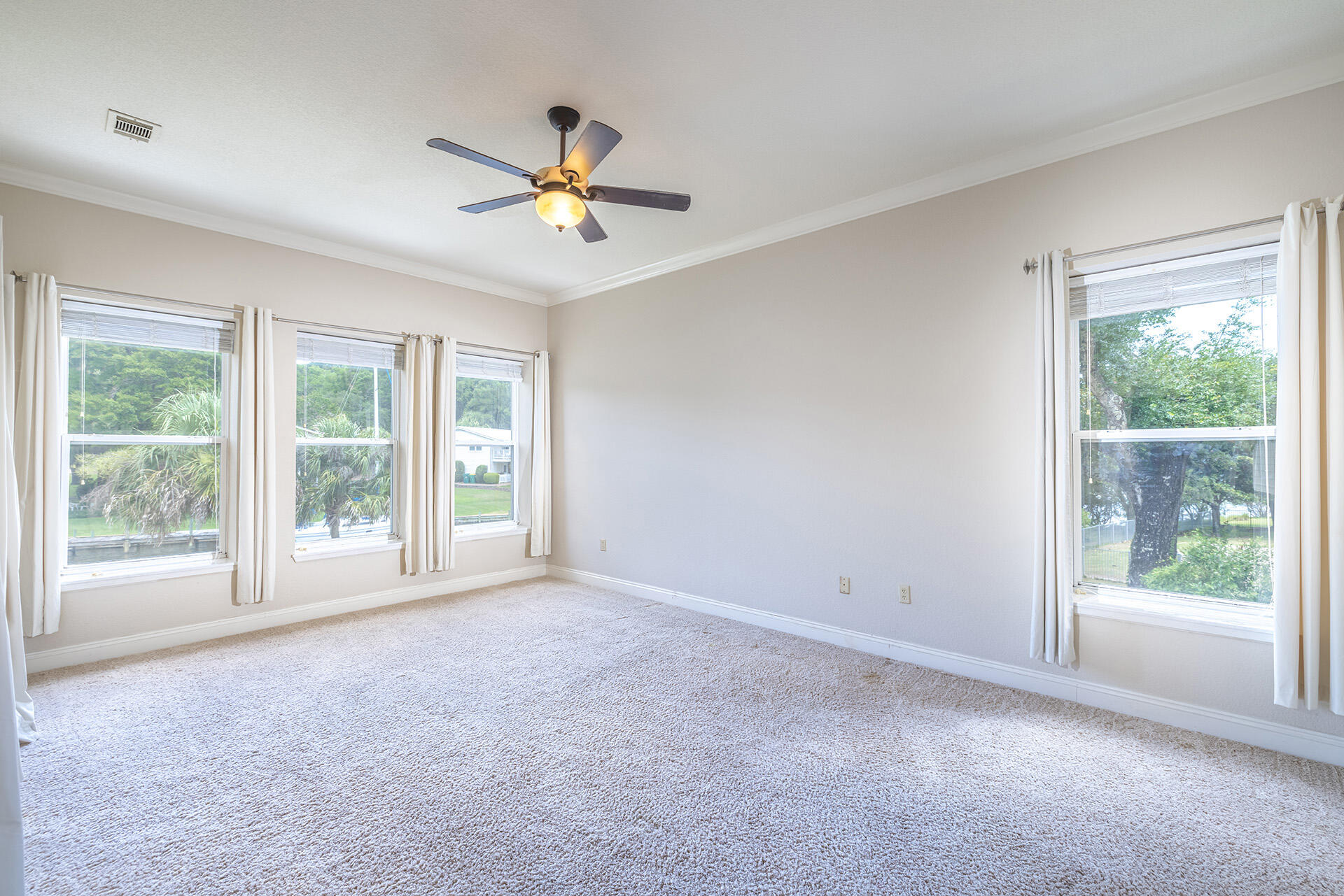 EDGEWATER VILLAGE - Residential