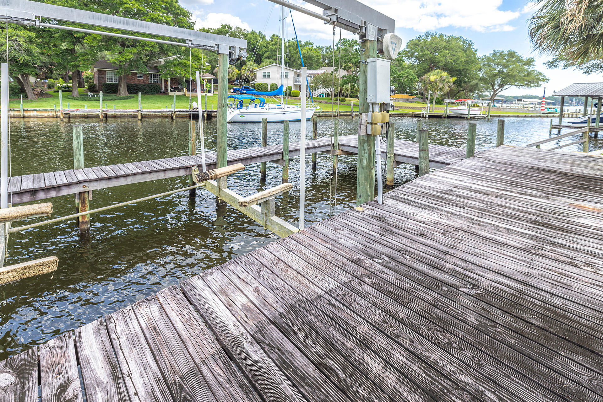 EDGEWATER VILLAGE - Residential