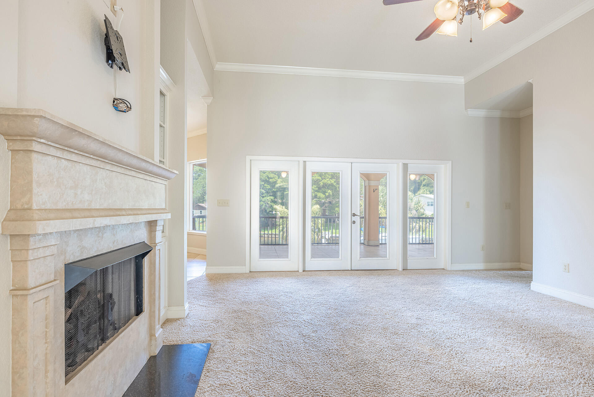 EDGEWATER VILLAGE - Residential