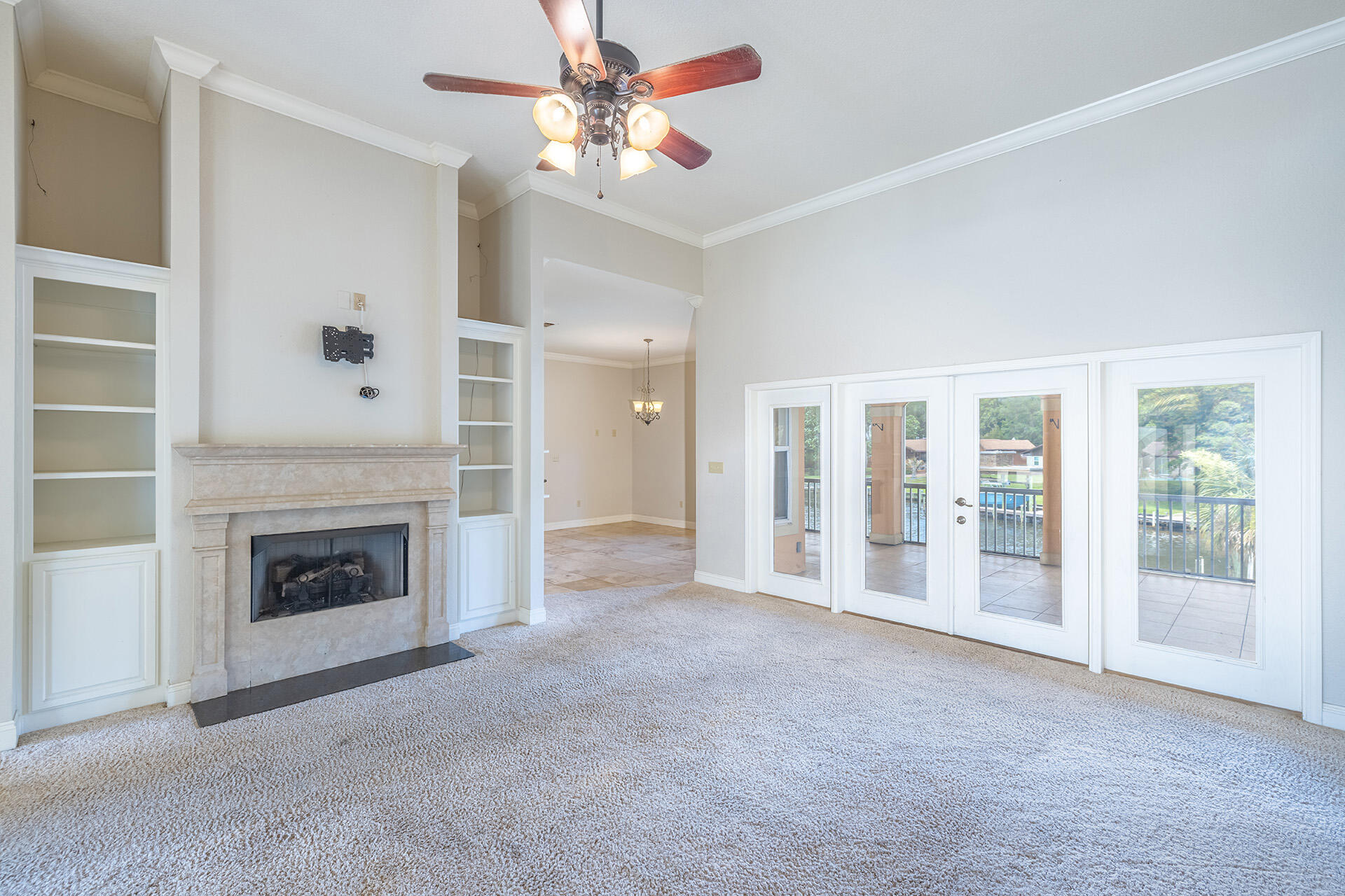 EDGEWATER VILLAGE - Residential