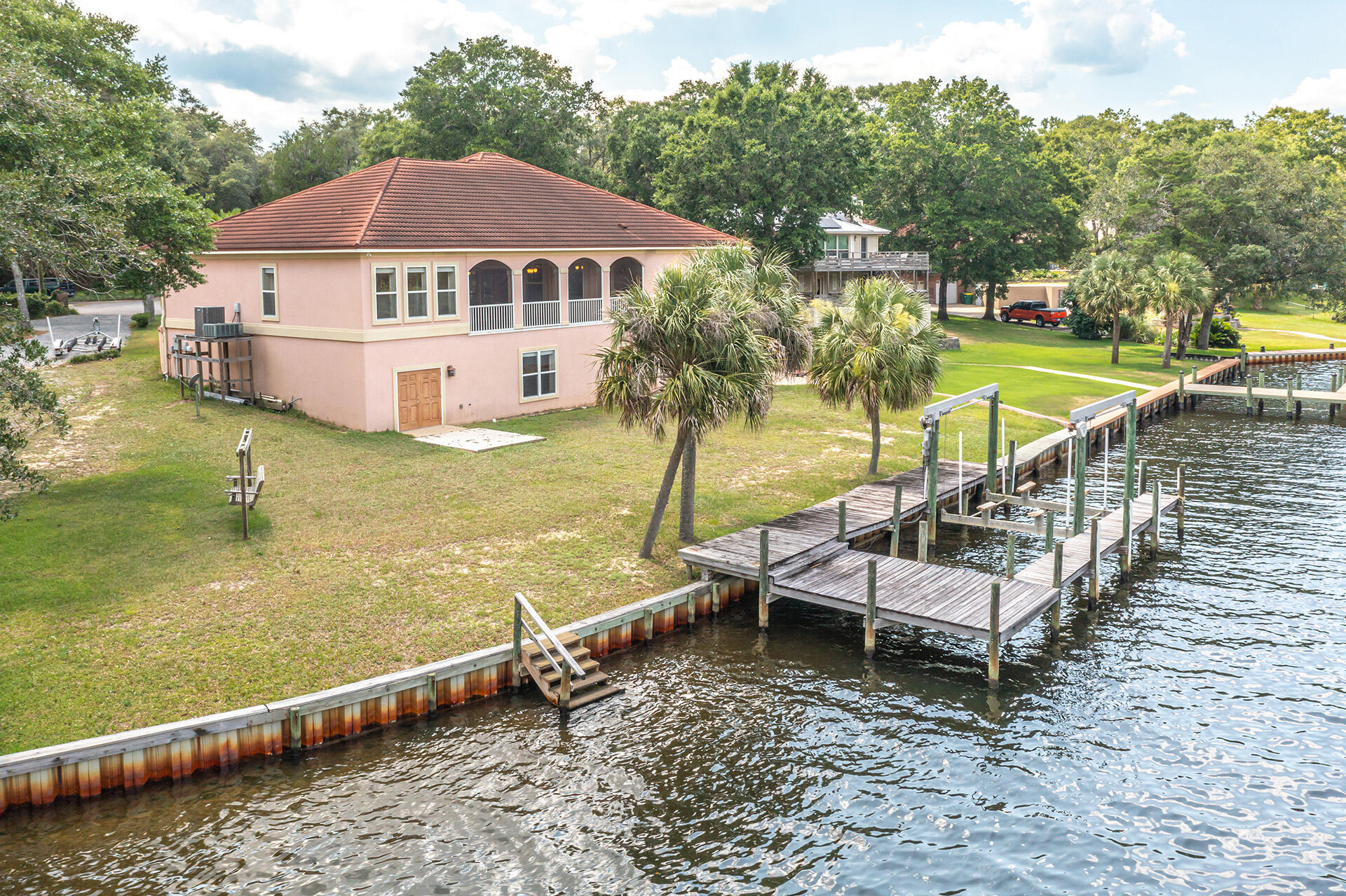 EDGEWATER VILLAGE - Residential