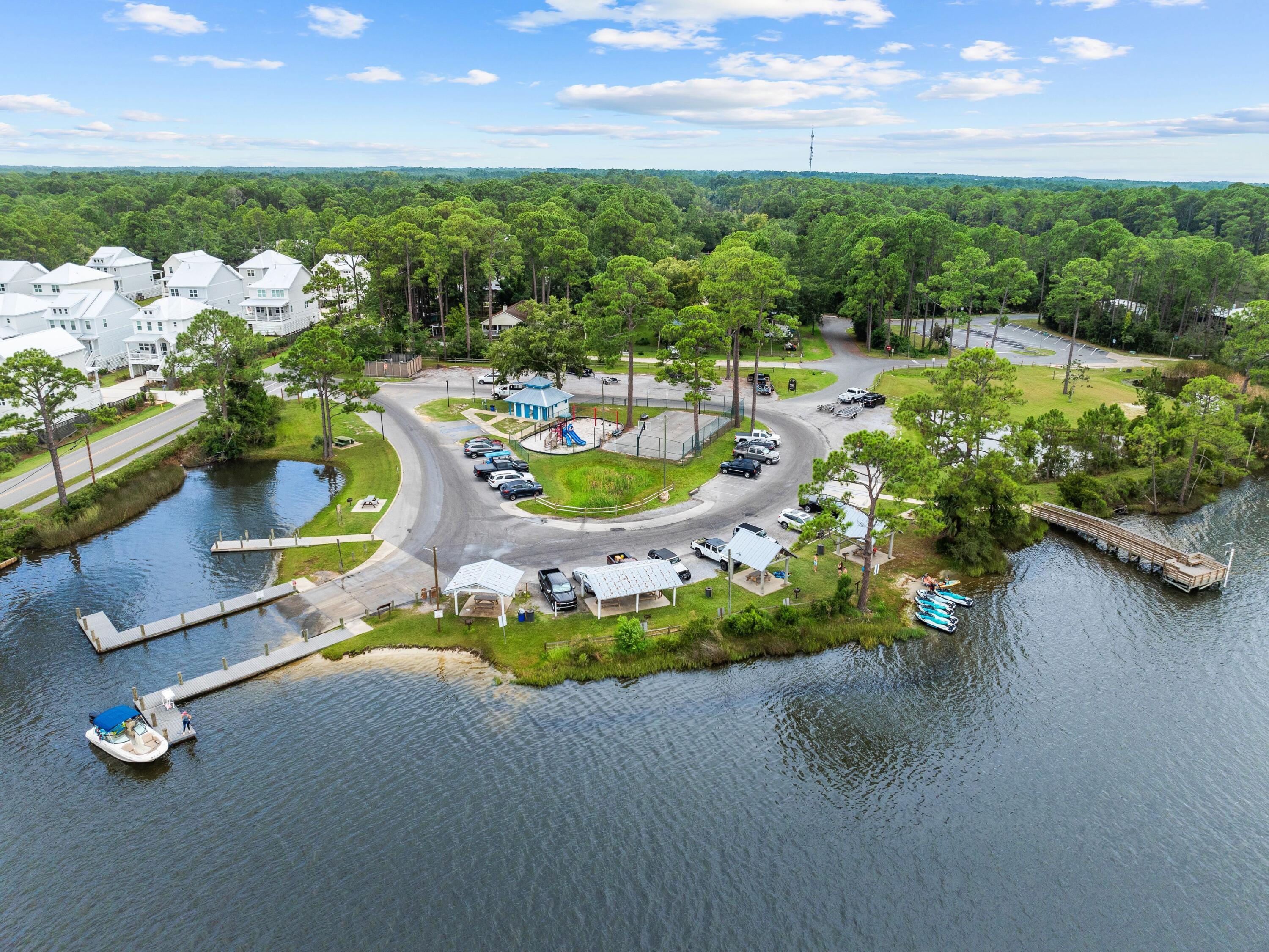 TOWN OF SANTA ROSA - Residential