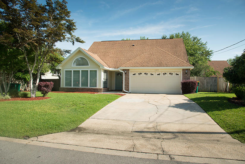 BRITTANY WOODS S/D - Residential Lease