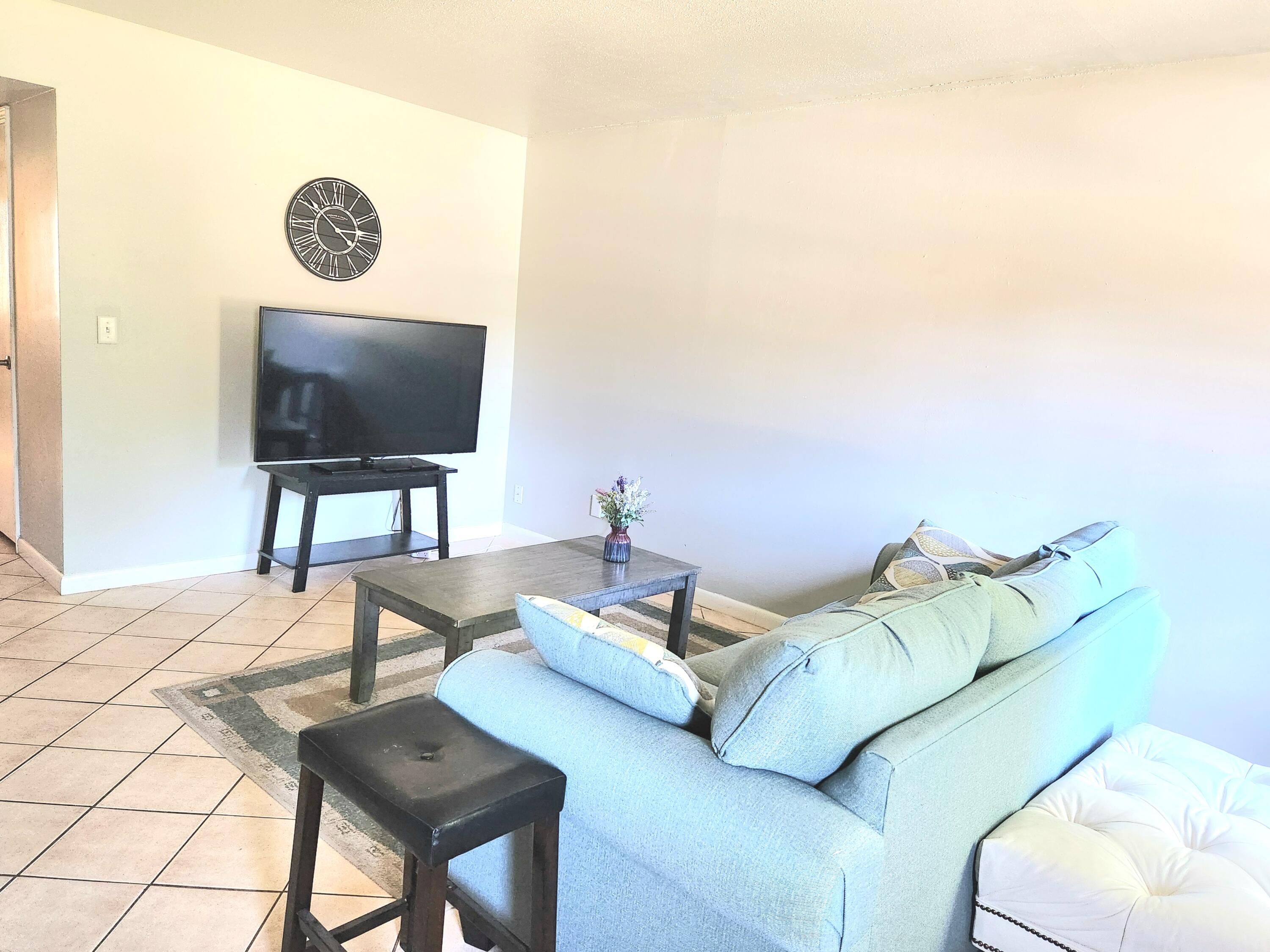 PORT DIXIE - Residential Lease