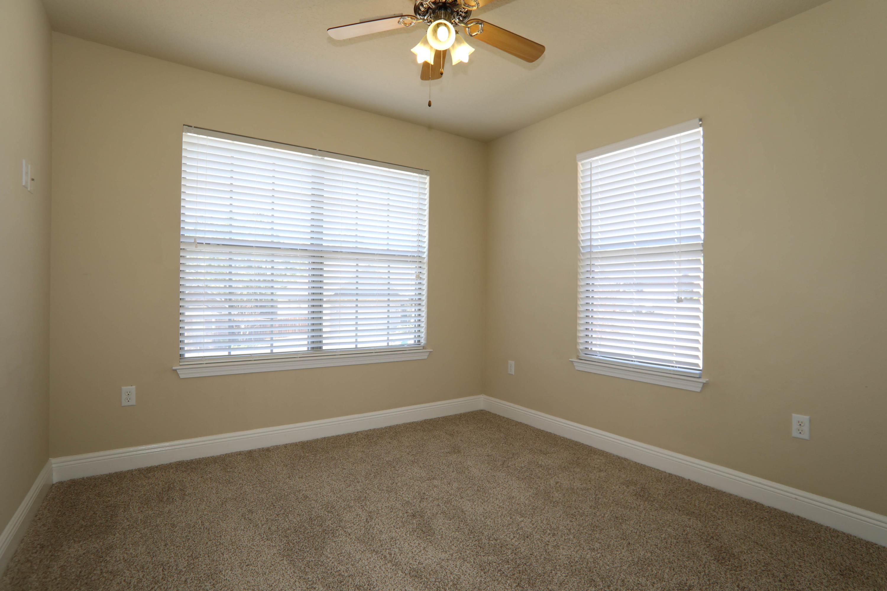 ROLLING RIDGE S/D - Residential