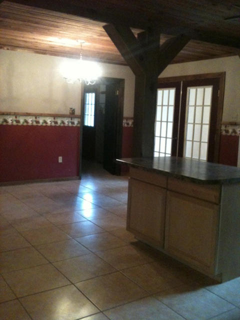 HIGHLAND HILLS - Residential Lease