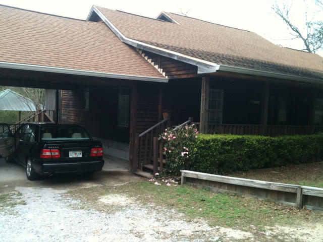 HIGHLAND HILLS - Residential Lease