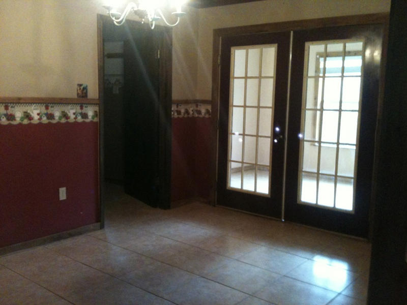 HIGHLAND HILLS - Residential Lease