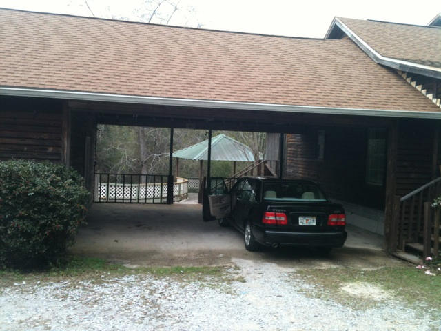 HIGHLAND HILLS - Residential Lease