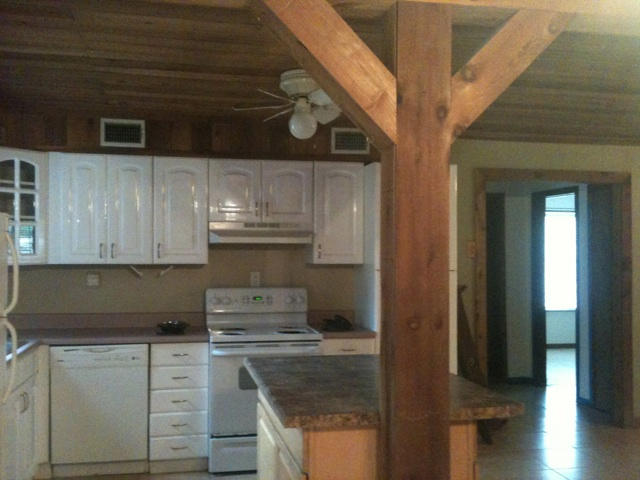 HIGHLAND HILLS - Residential Lease