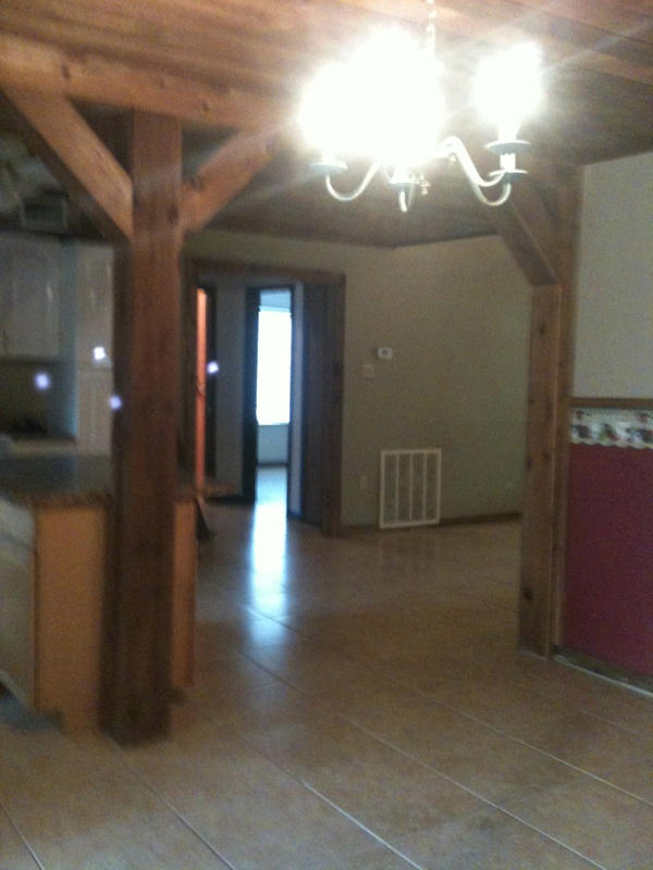 HIGHLAND HILLS - Residential Lease