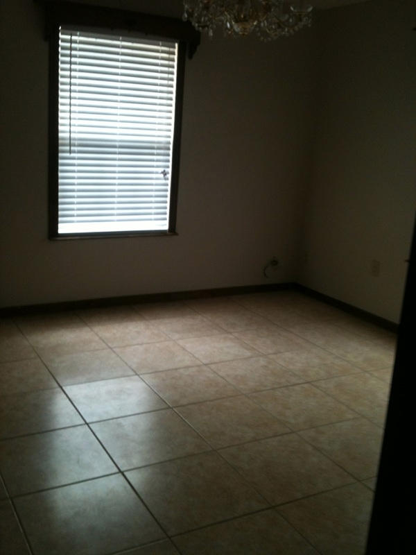 HIGHLAND HILLS - Residential Lease