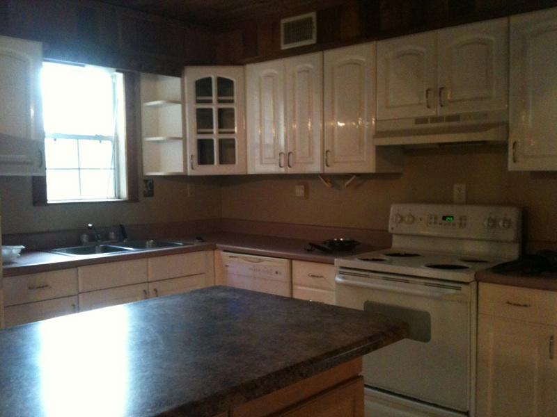 HIGHLAND HILLS - Residential Lease