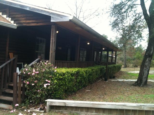 HIGHLAND HILLS - Residential Lease