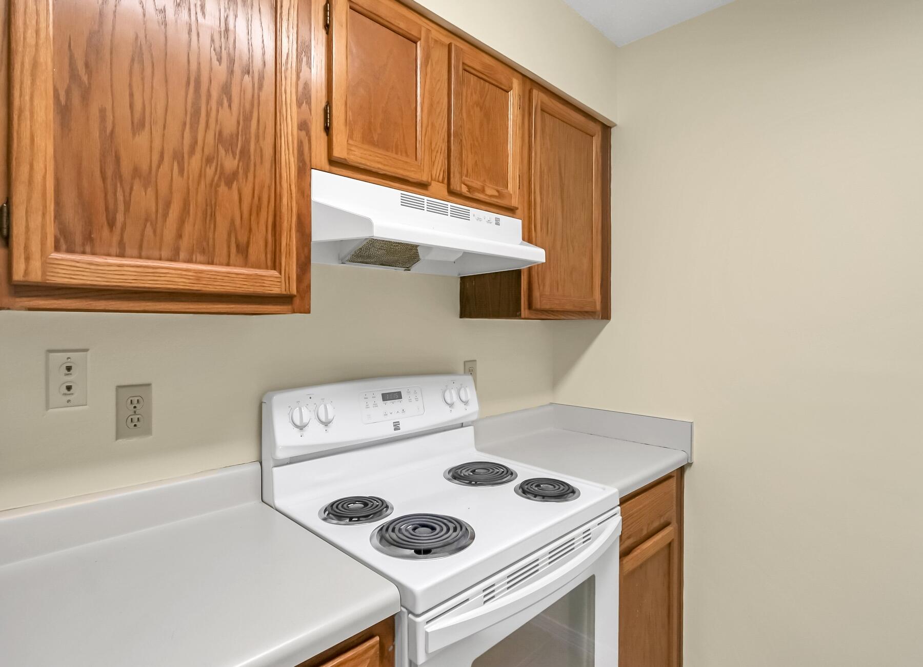 CARMEL VILLAGE T/H - Residential Lease