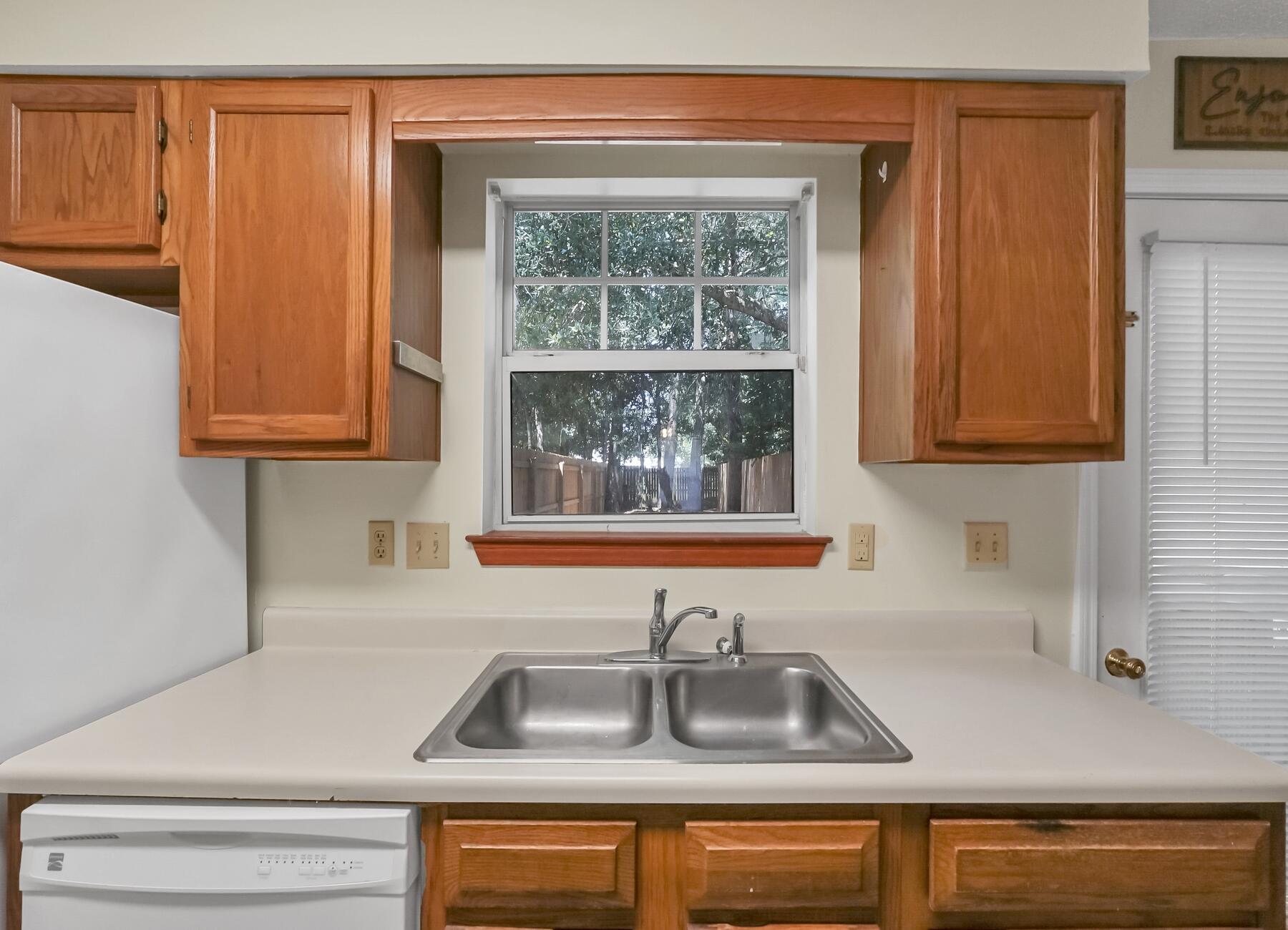 CARMEL VILLAGE T/H - Residential Lease