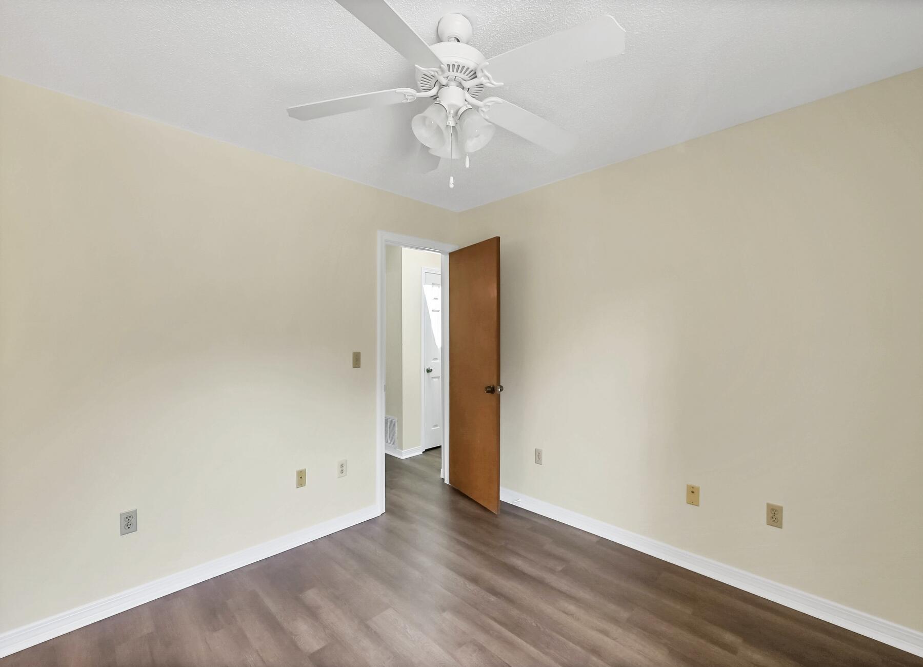CARMEL VILLAGE T/H - Residential Lease