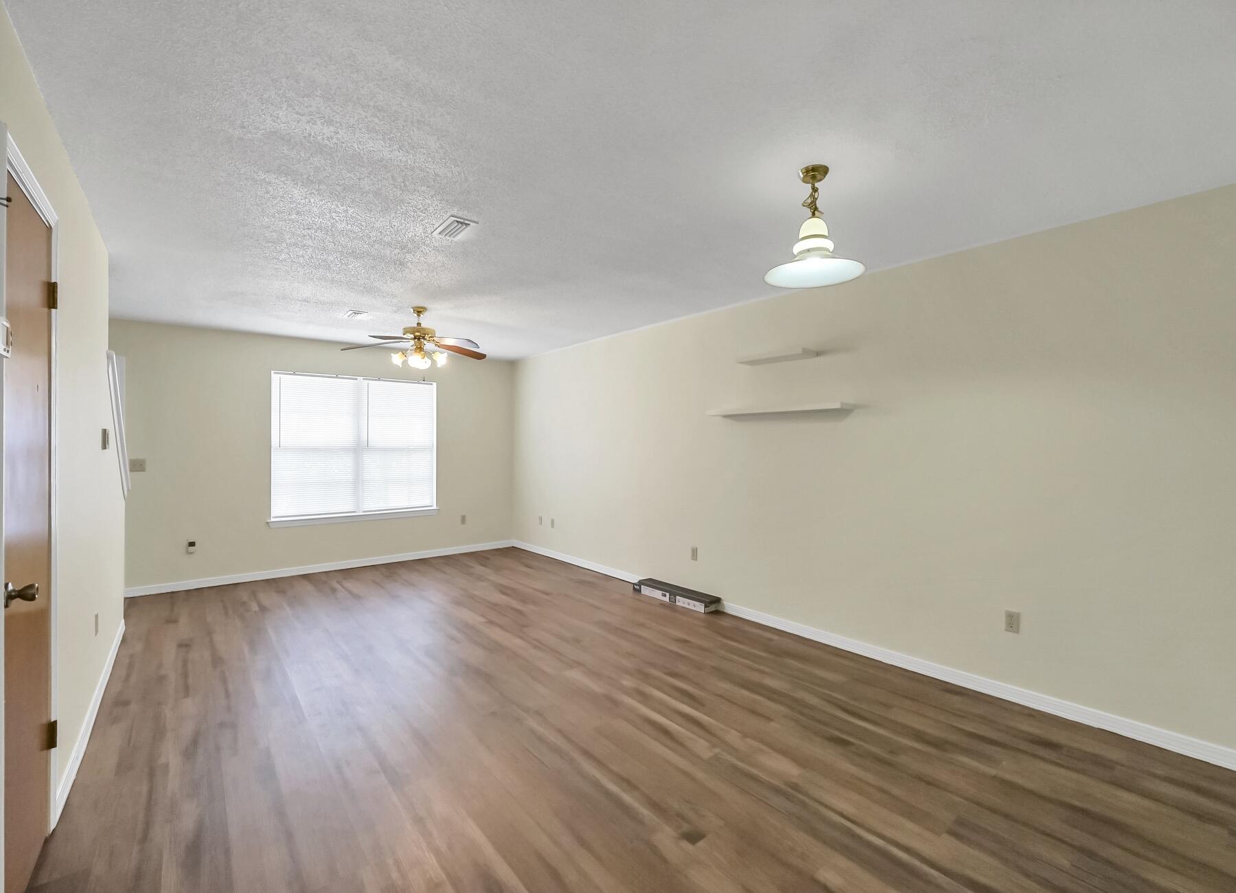 CARMEL VILLAGE T/H - Residential Lease