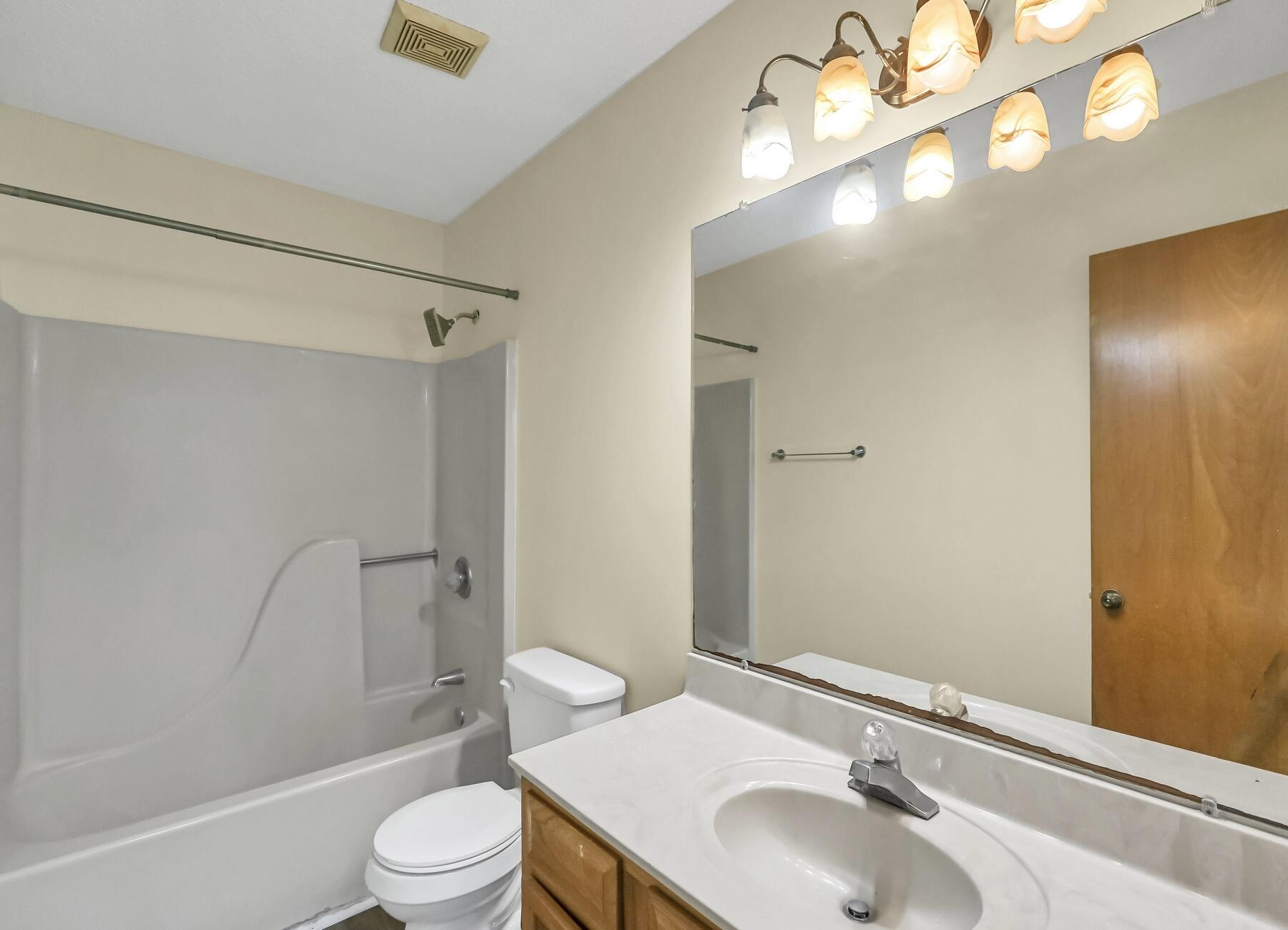 CARMEL VILLAGE T/H - Residential Lease