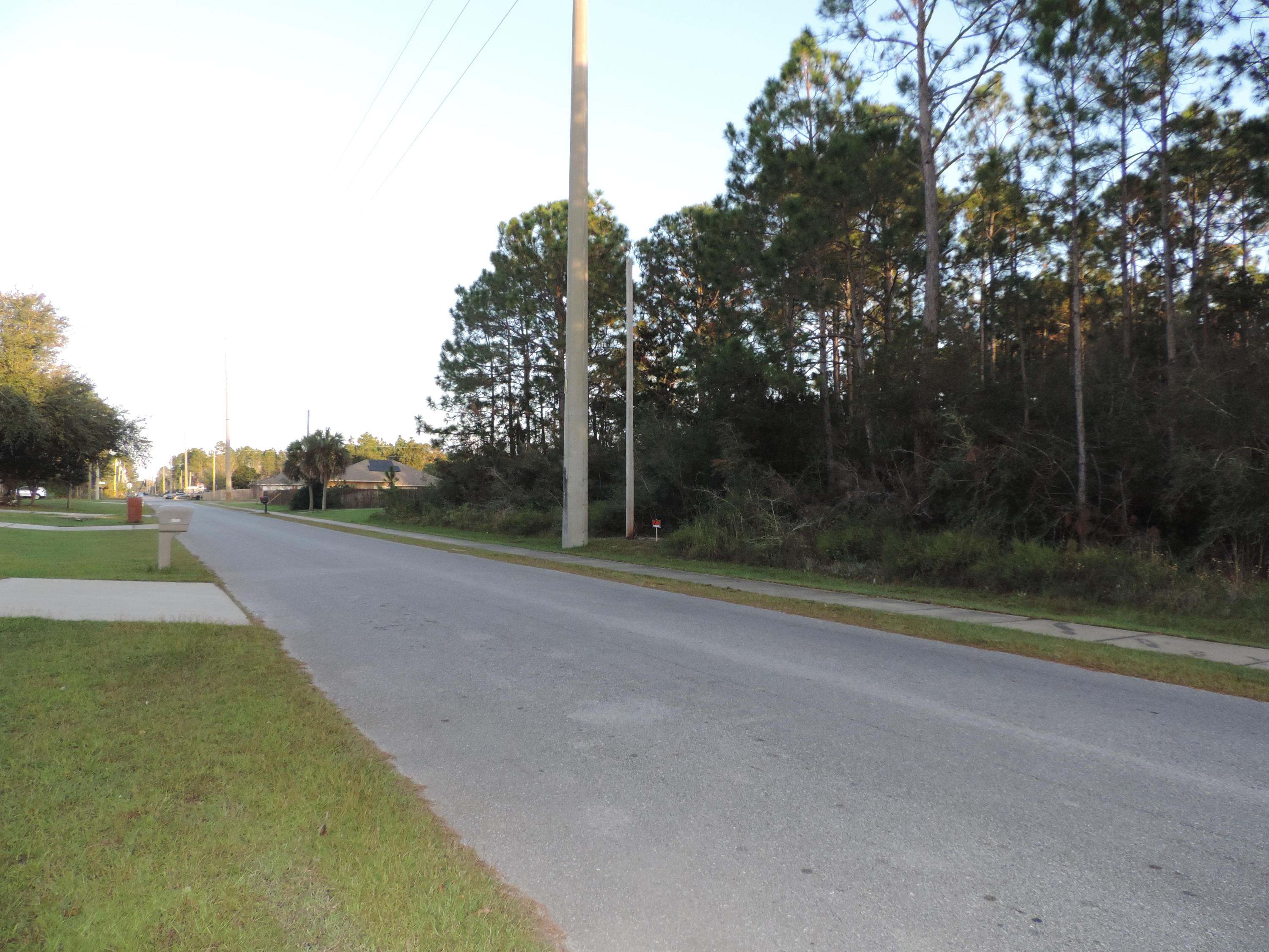 Navarre 2nd Addition - Land