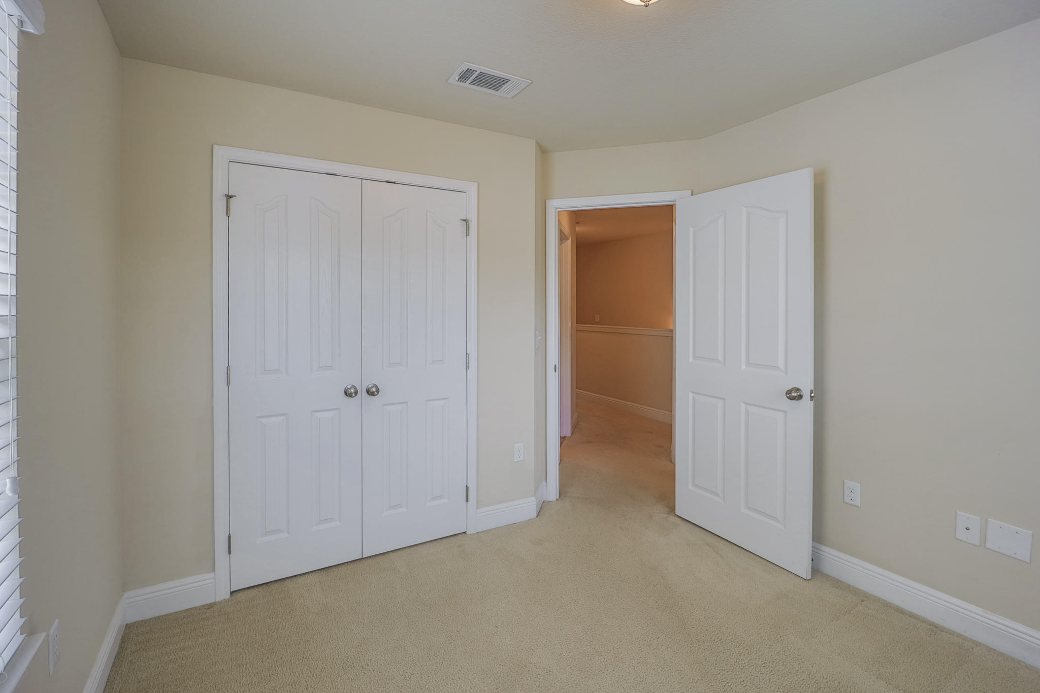 SACRED OAKS PH 1 - Residential Lease