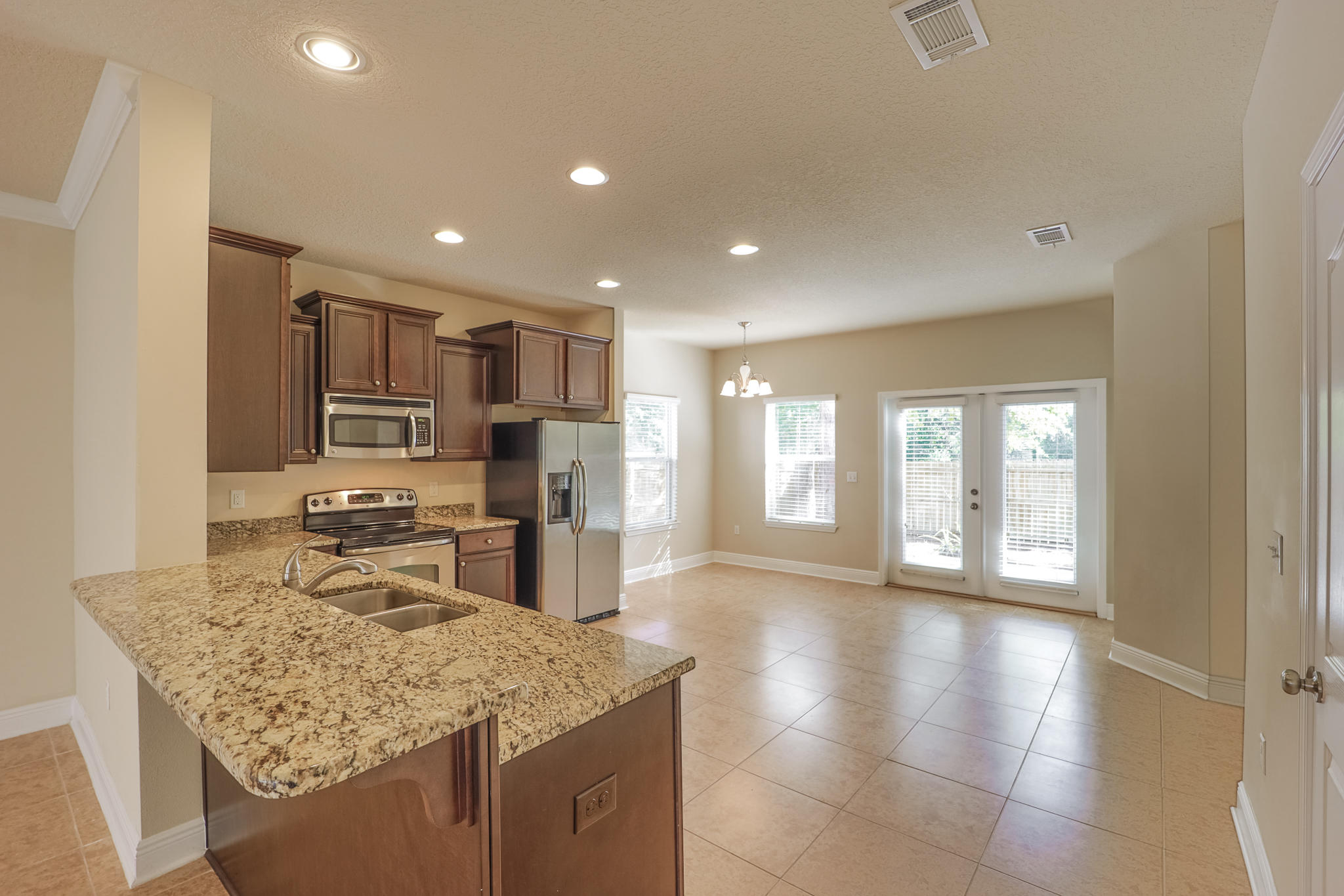 SACRED OAKS PH 1 - Residential Lease