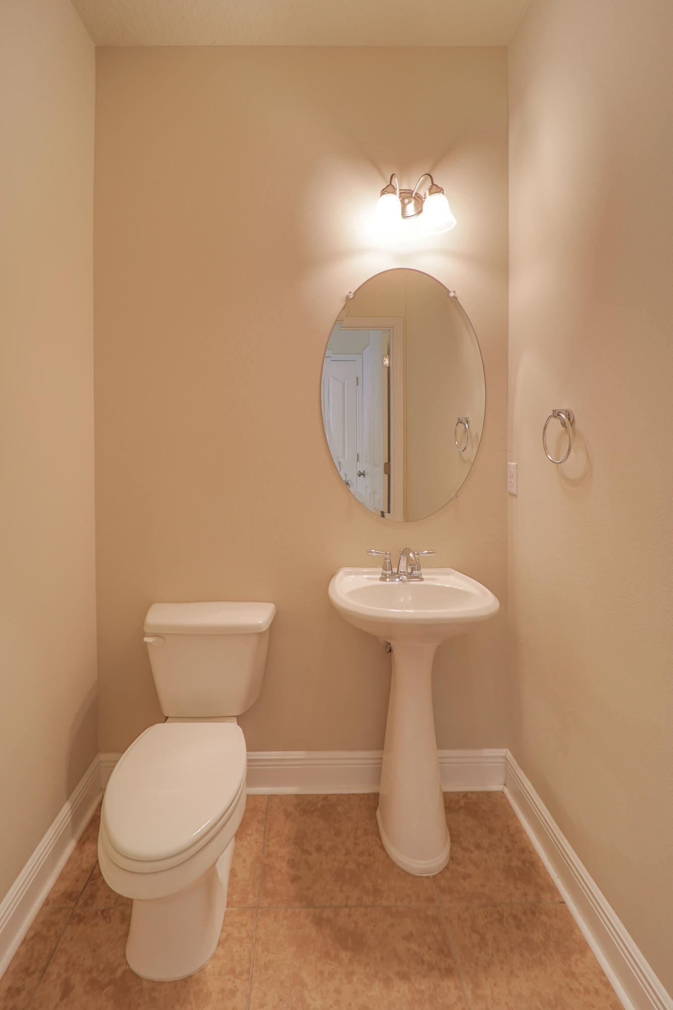 SACRED OAKS PH 1 - Residential Lease