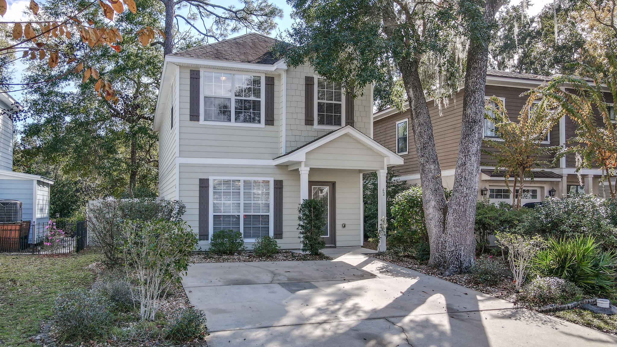 SACRED OAKS PH 1 - Residential Lease