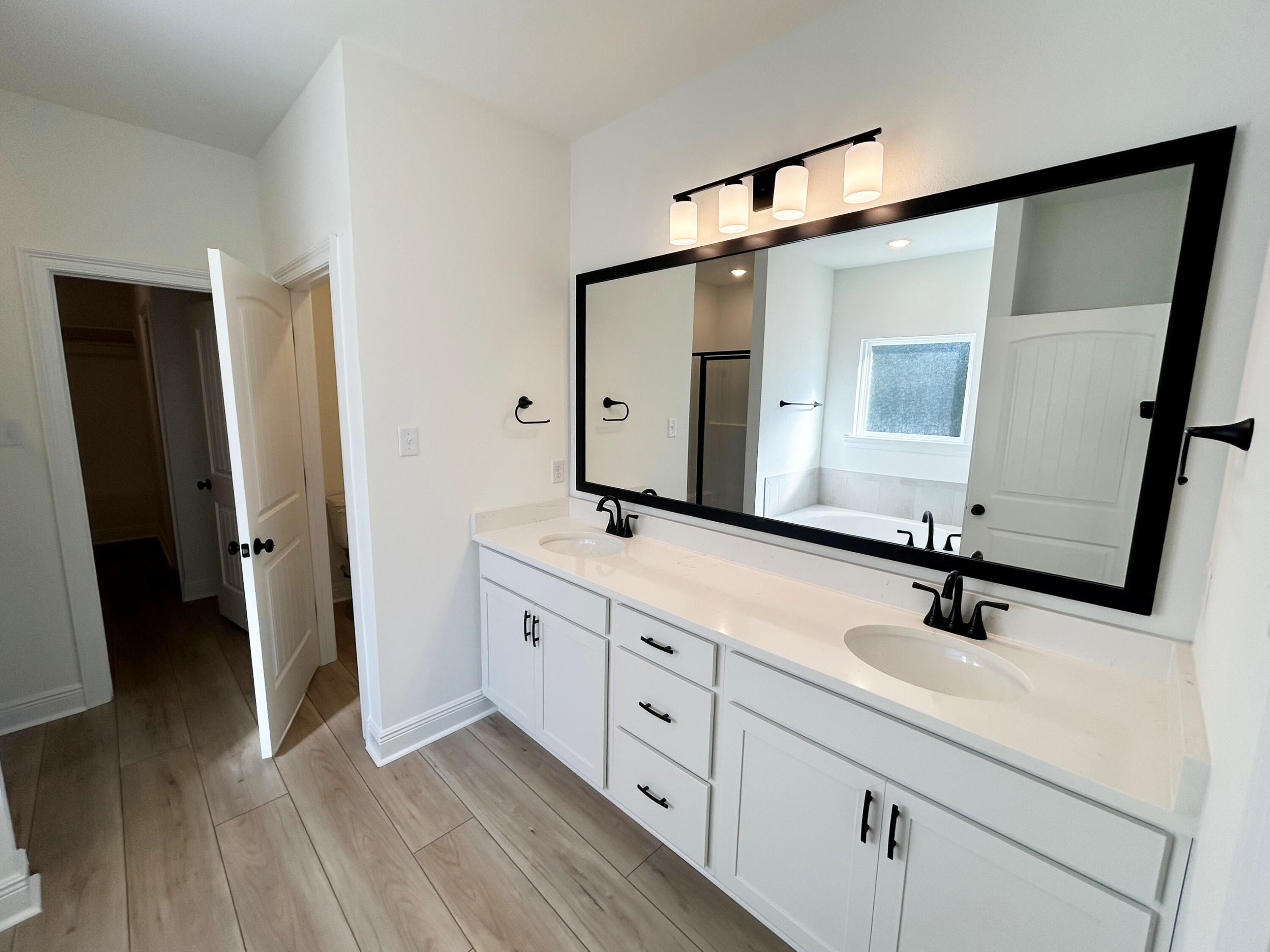HOUSTON PLACE - Residential