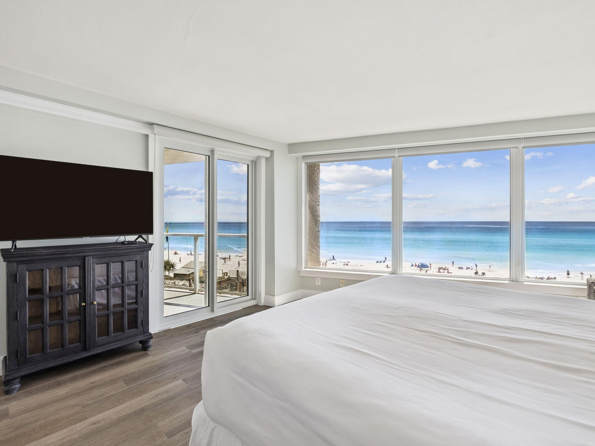 BEACHSIDE TWO - Residential