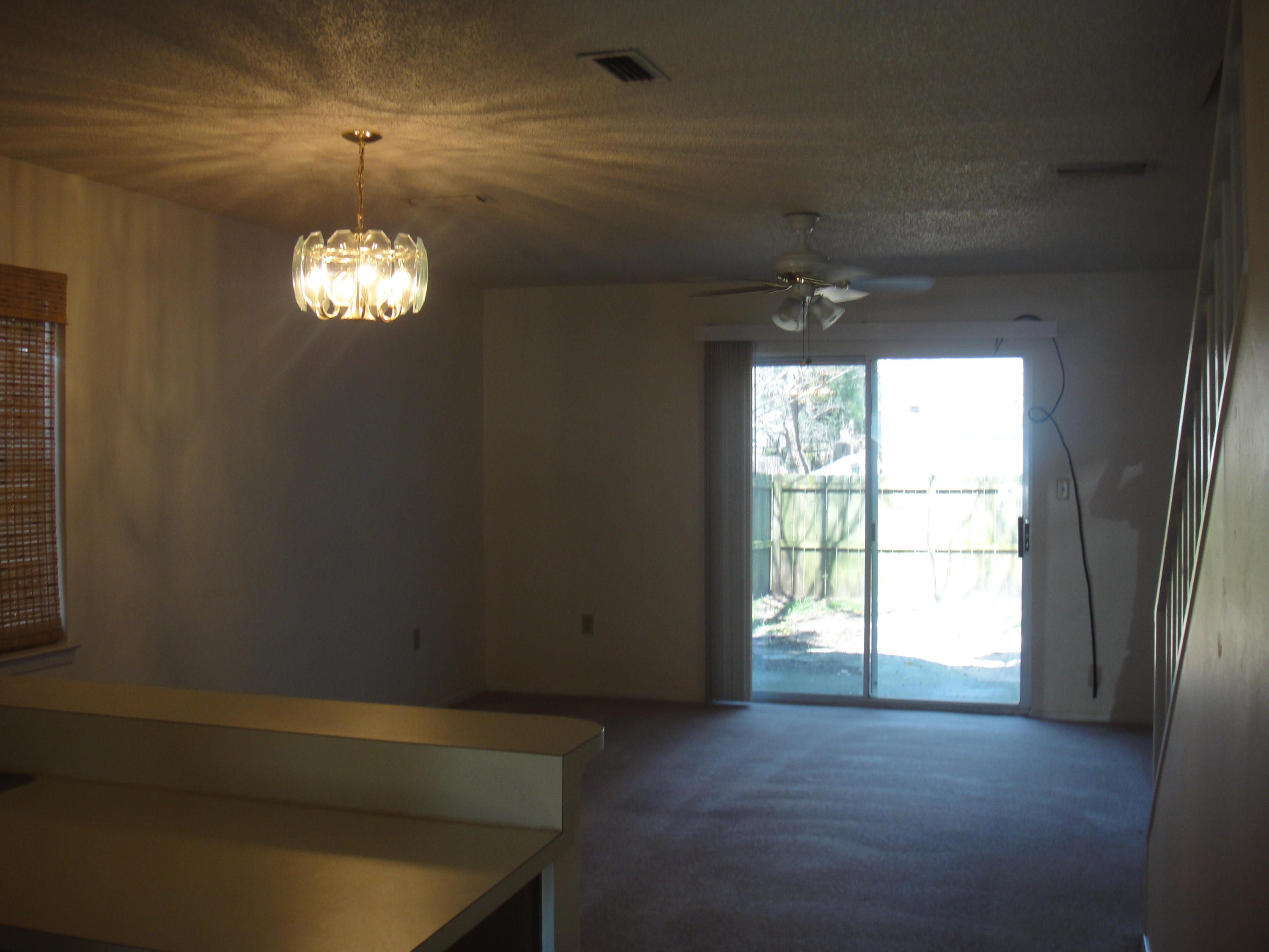 MONTAGE MANOR - Residential Lease