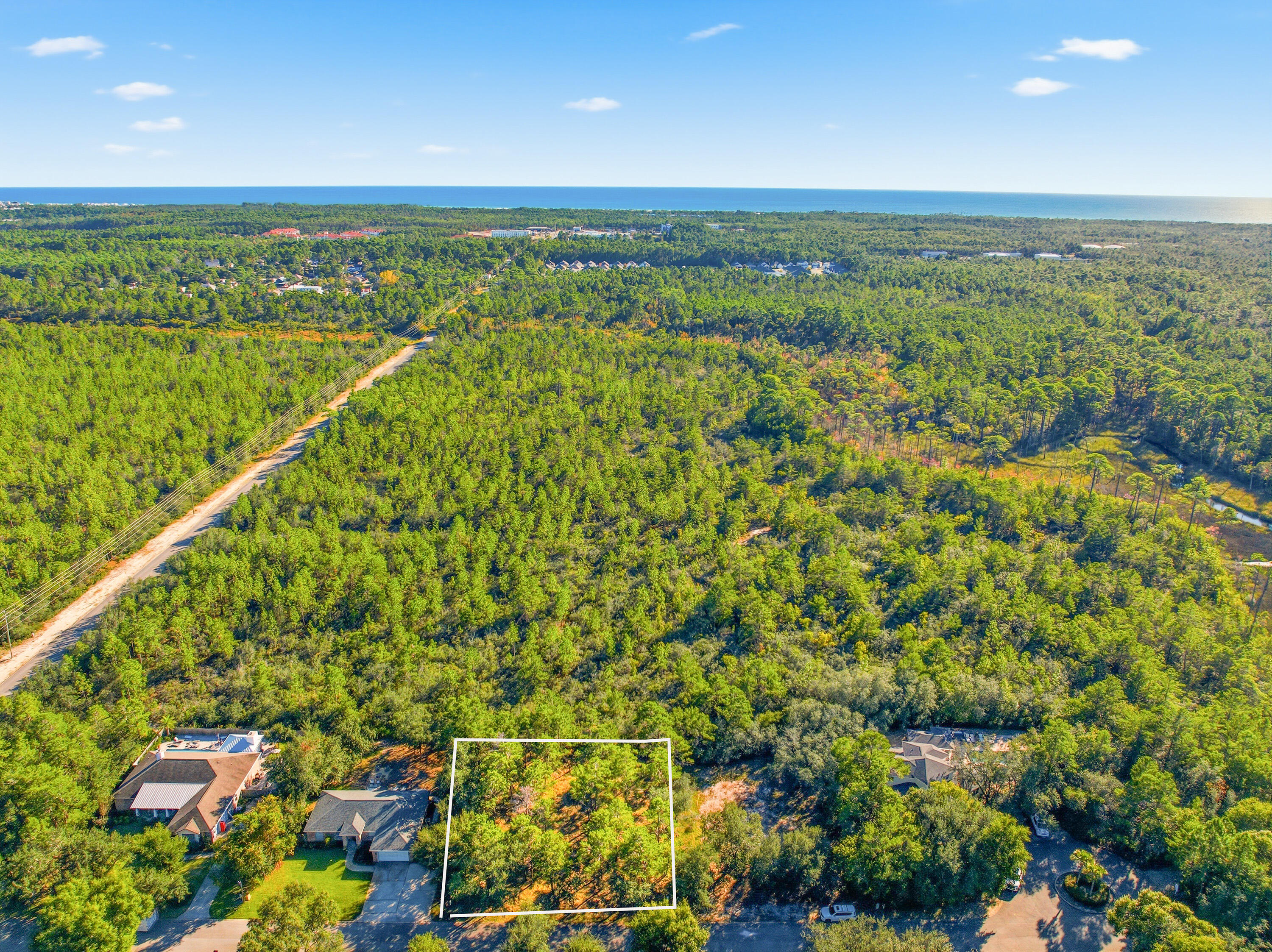 BAYOU POINT - Land
