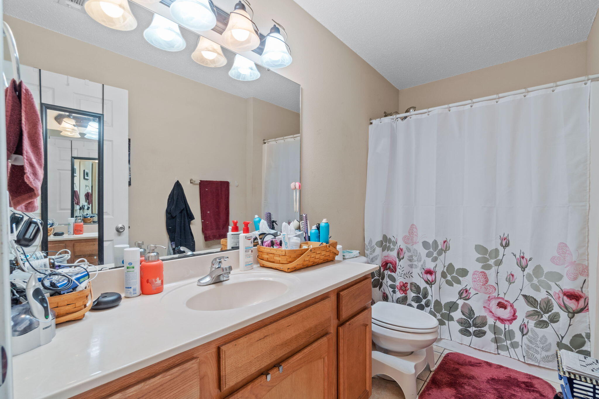 WOODLAWN HEIGHTS - Residential
