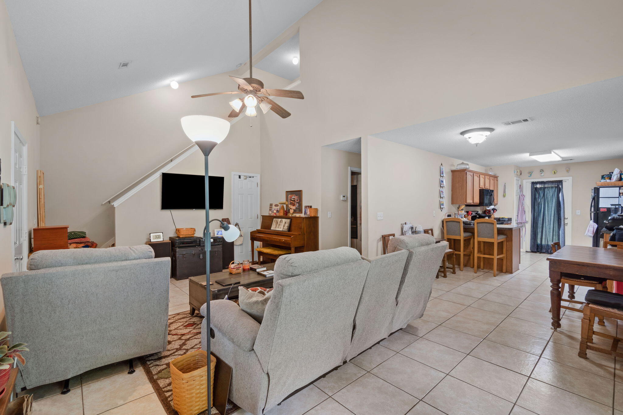 WOODLAWN HEIGHTS - Residential