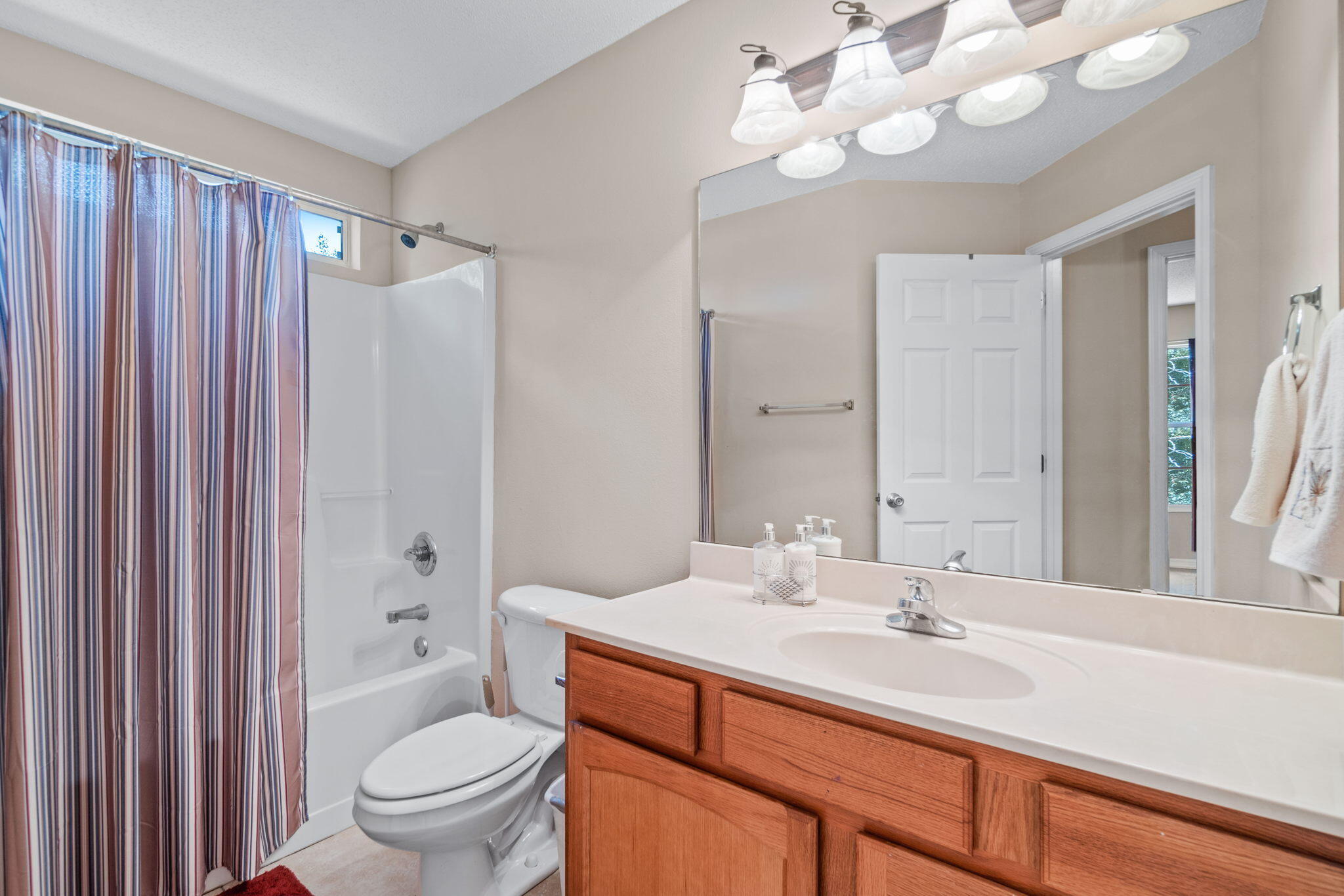 WOODLAWN HEIGHTS - Residential