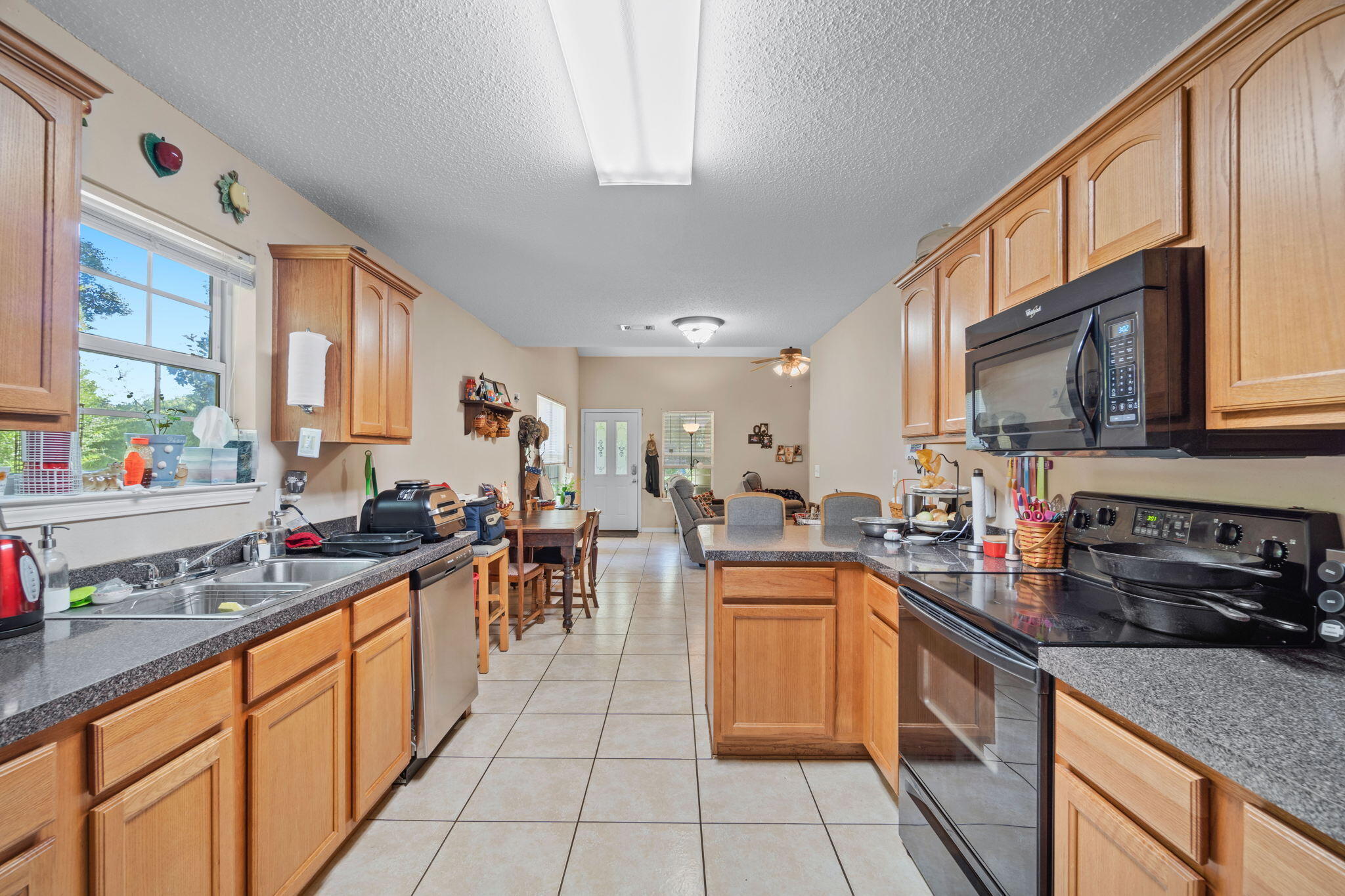 WOODLAWN HEIGHTS - Residential