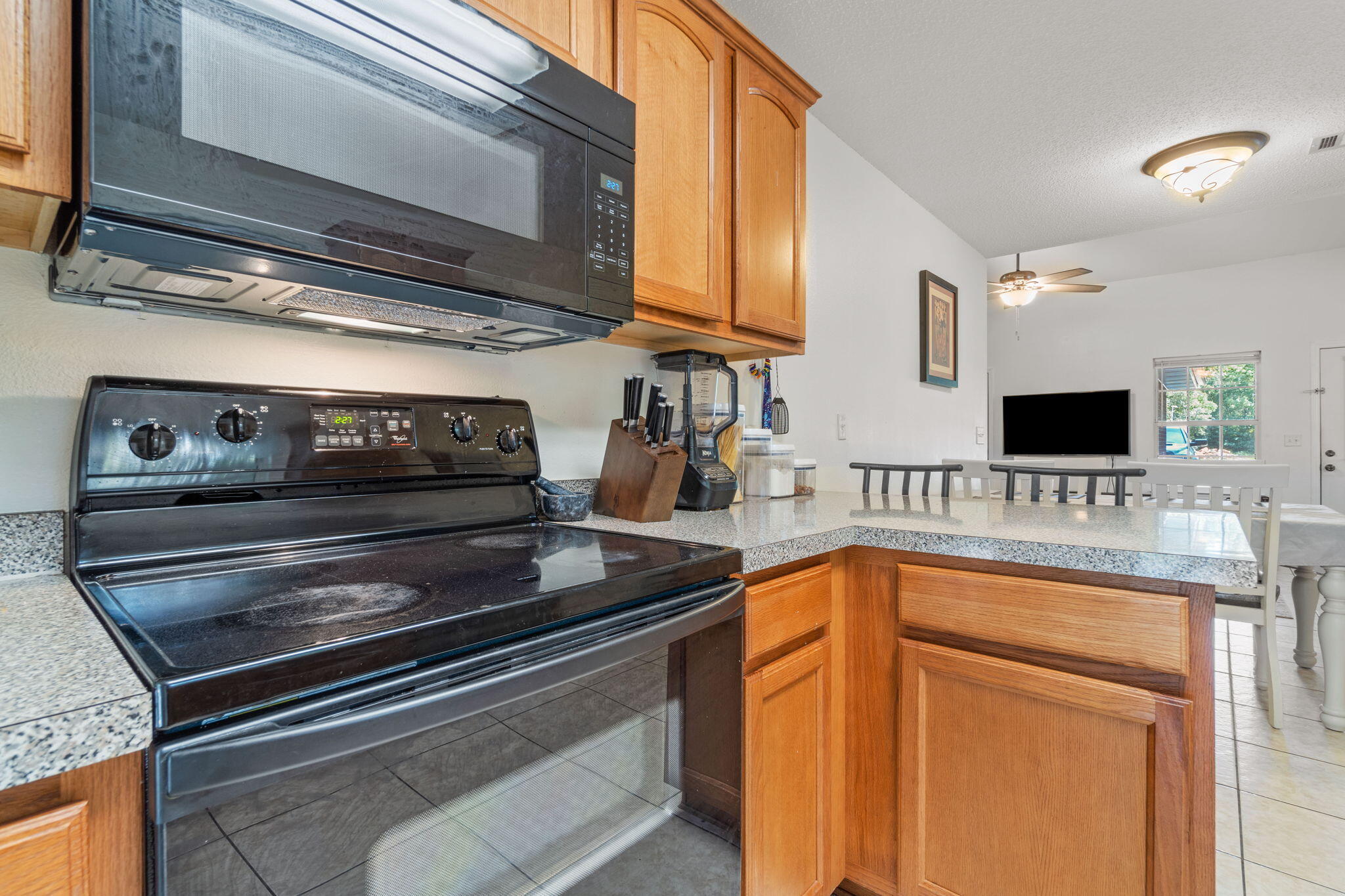 WOODLAWN HEIGHTS - Residential